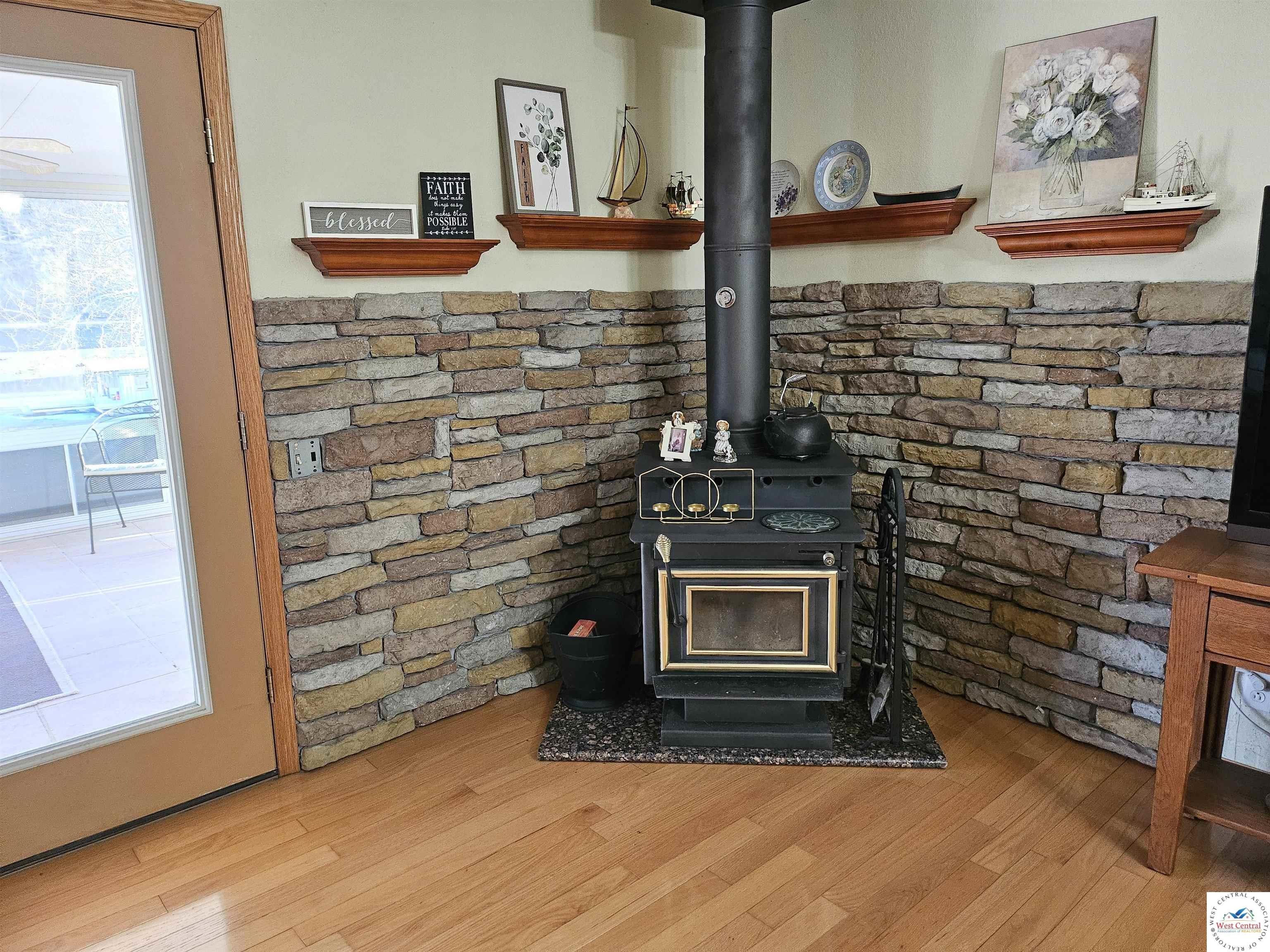 Listing image 21