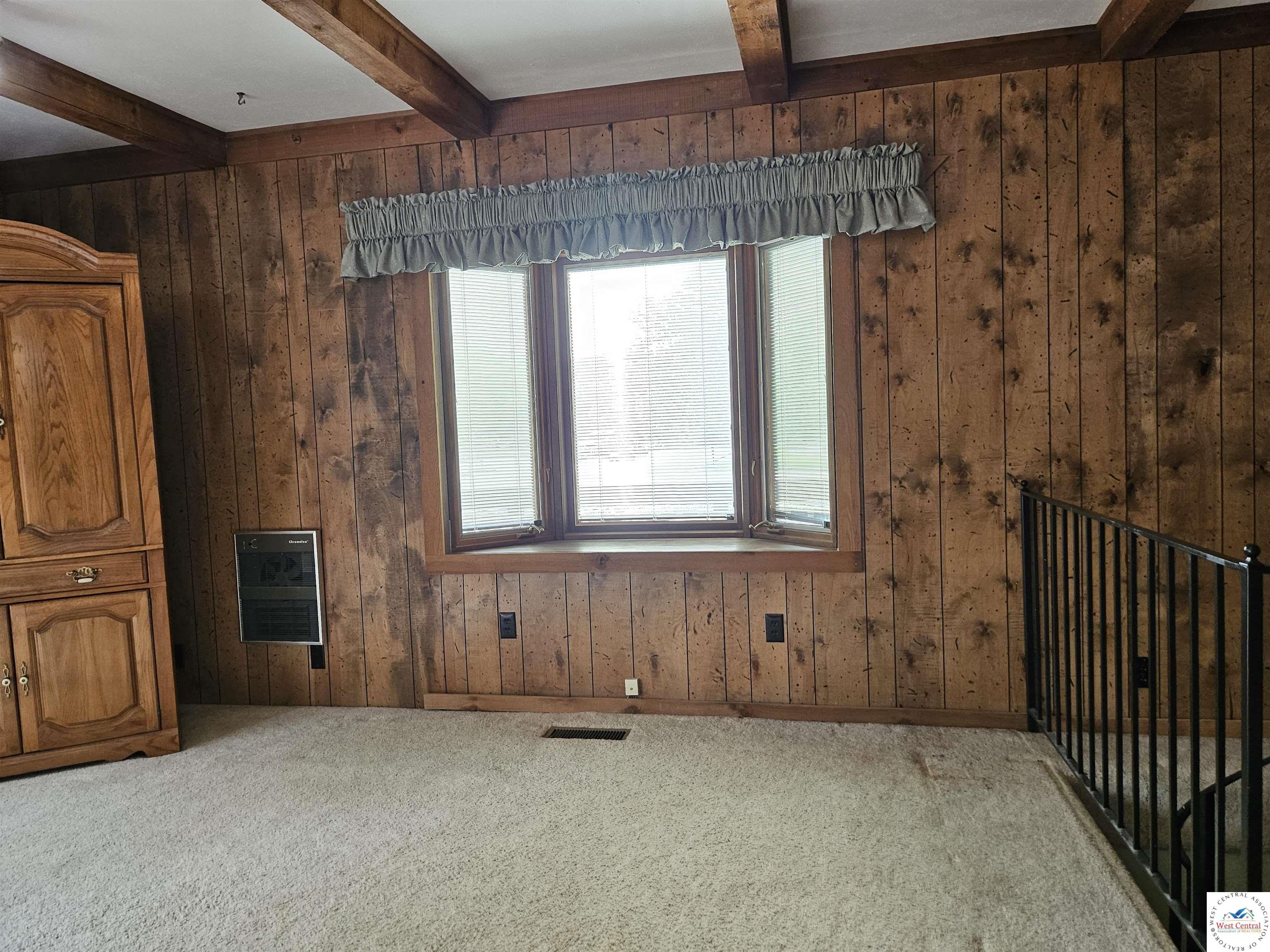 Listing image 56