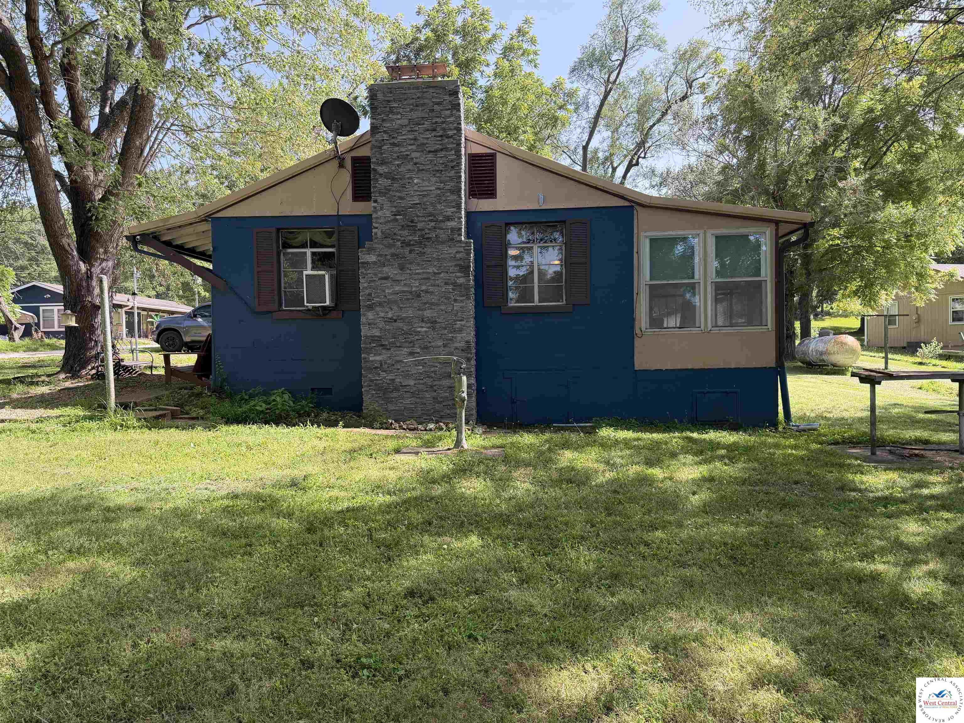 Listing image 4