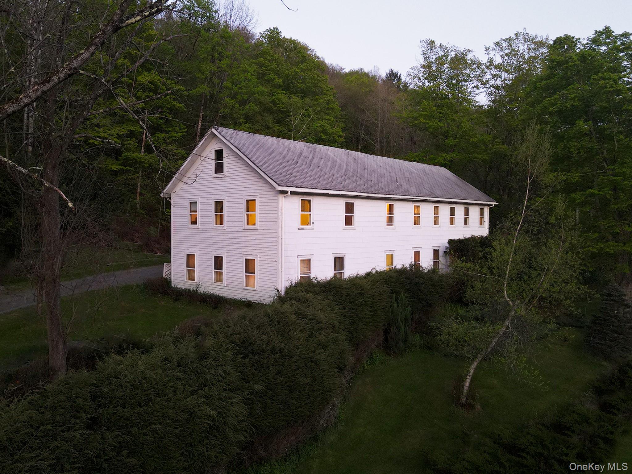 Listing image 16