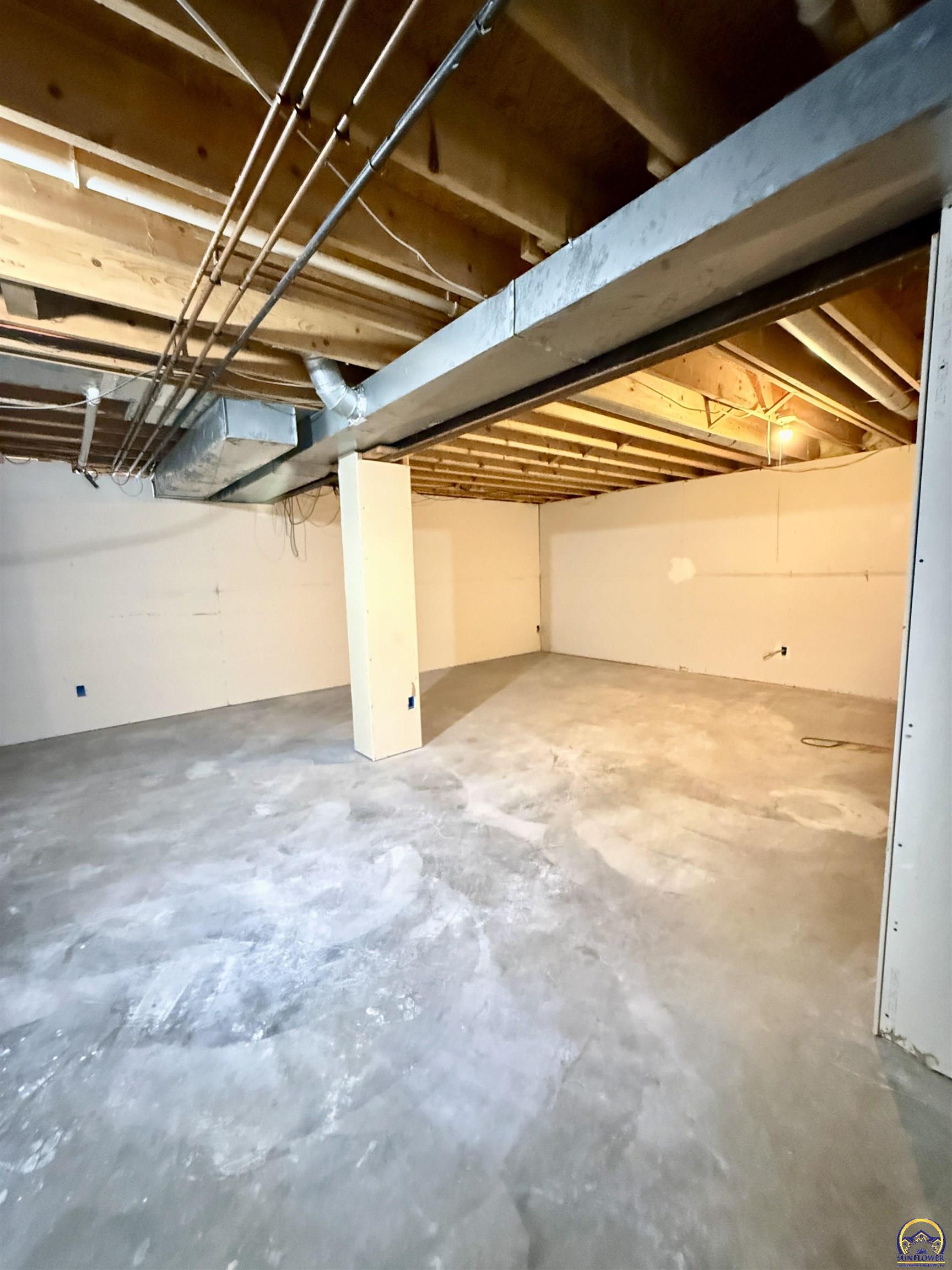 Listing image 27