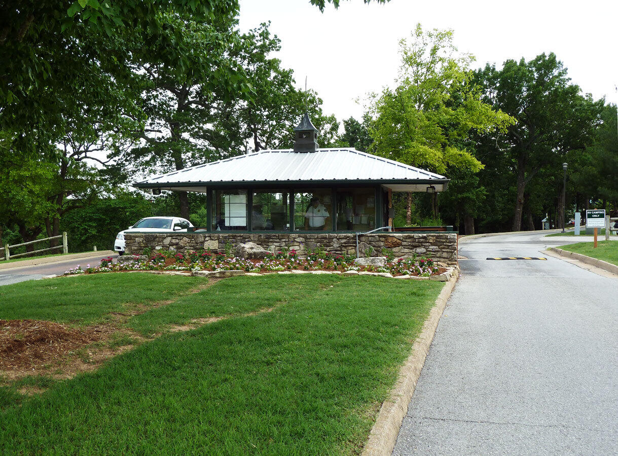 Listing image 63