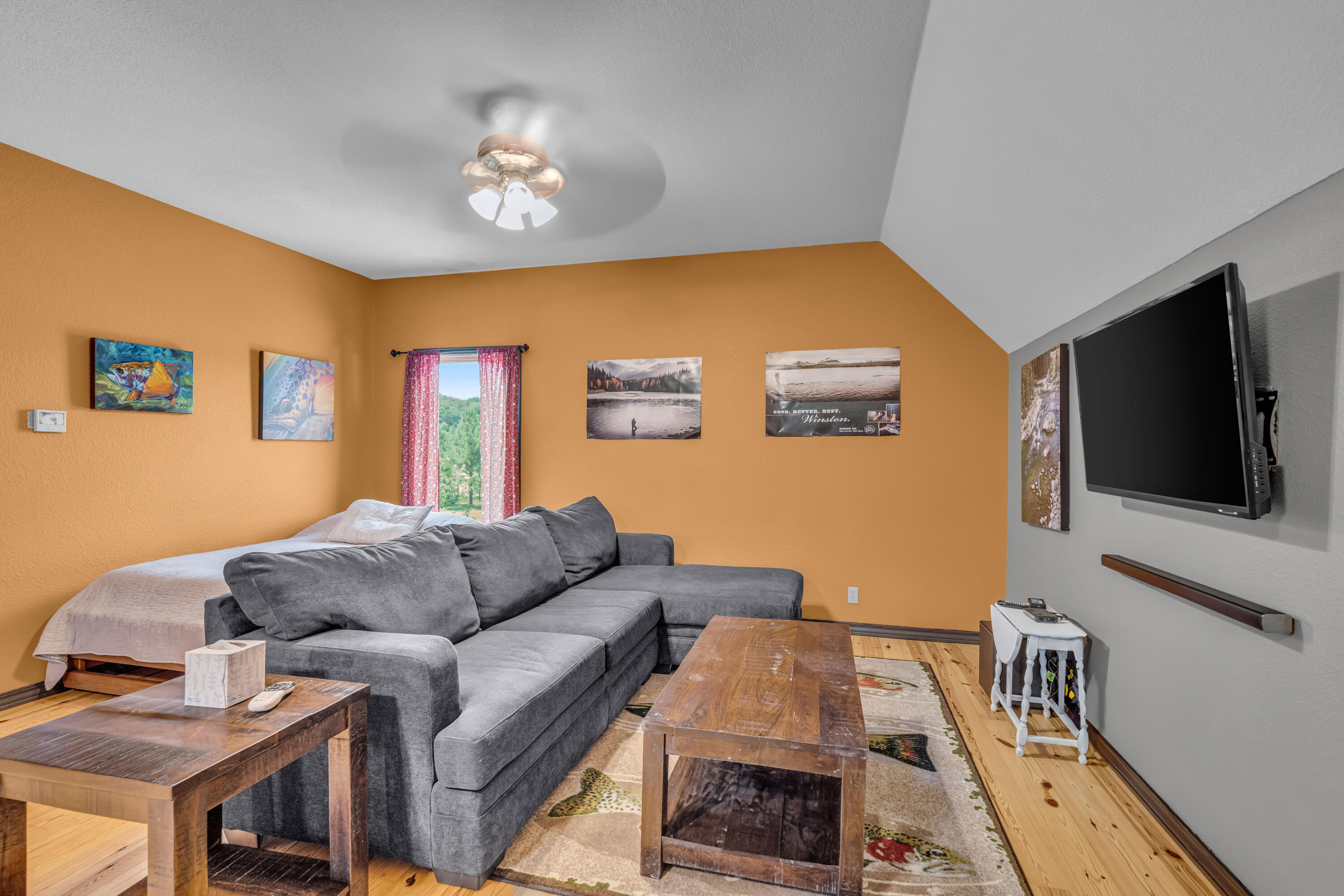 Listing image 95