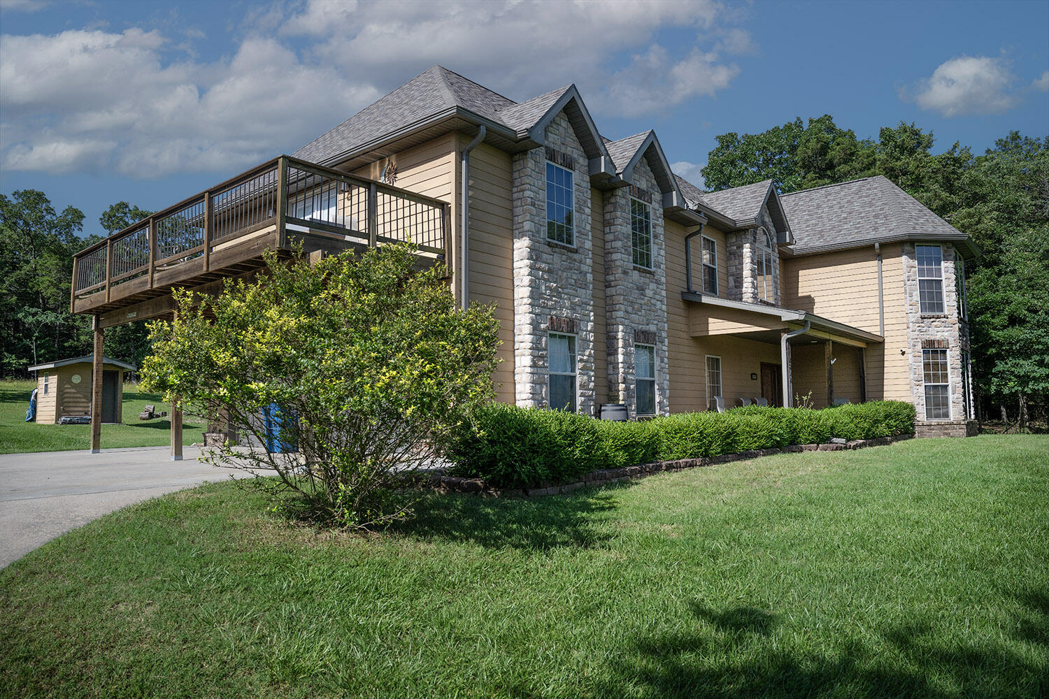 Listing image 2