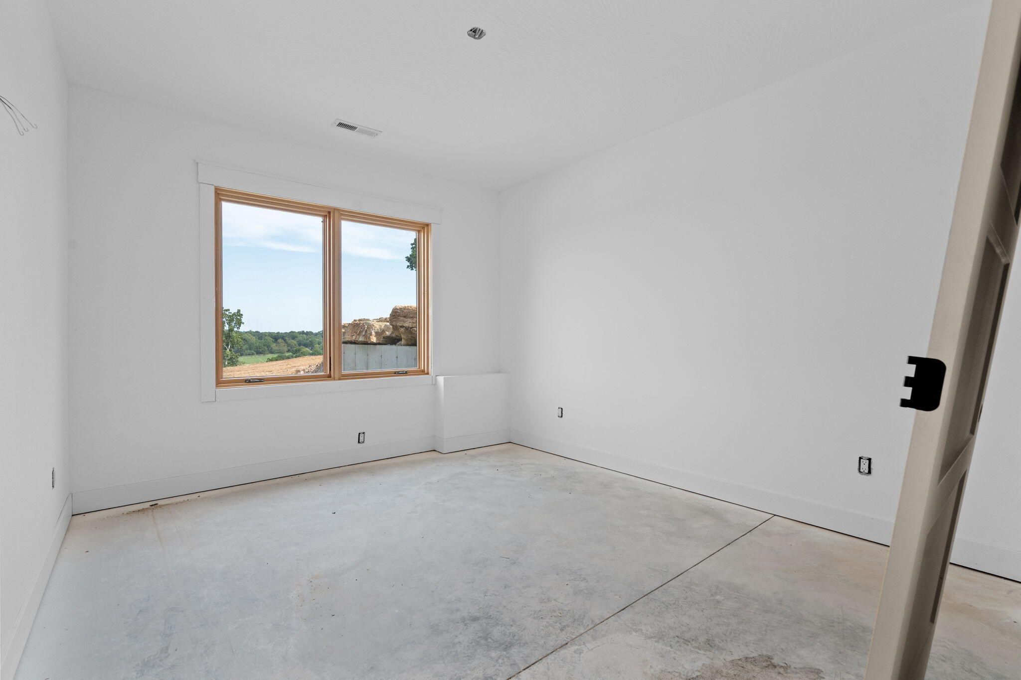 Listing image 42