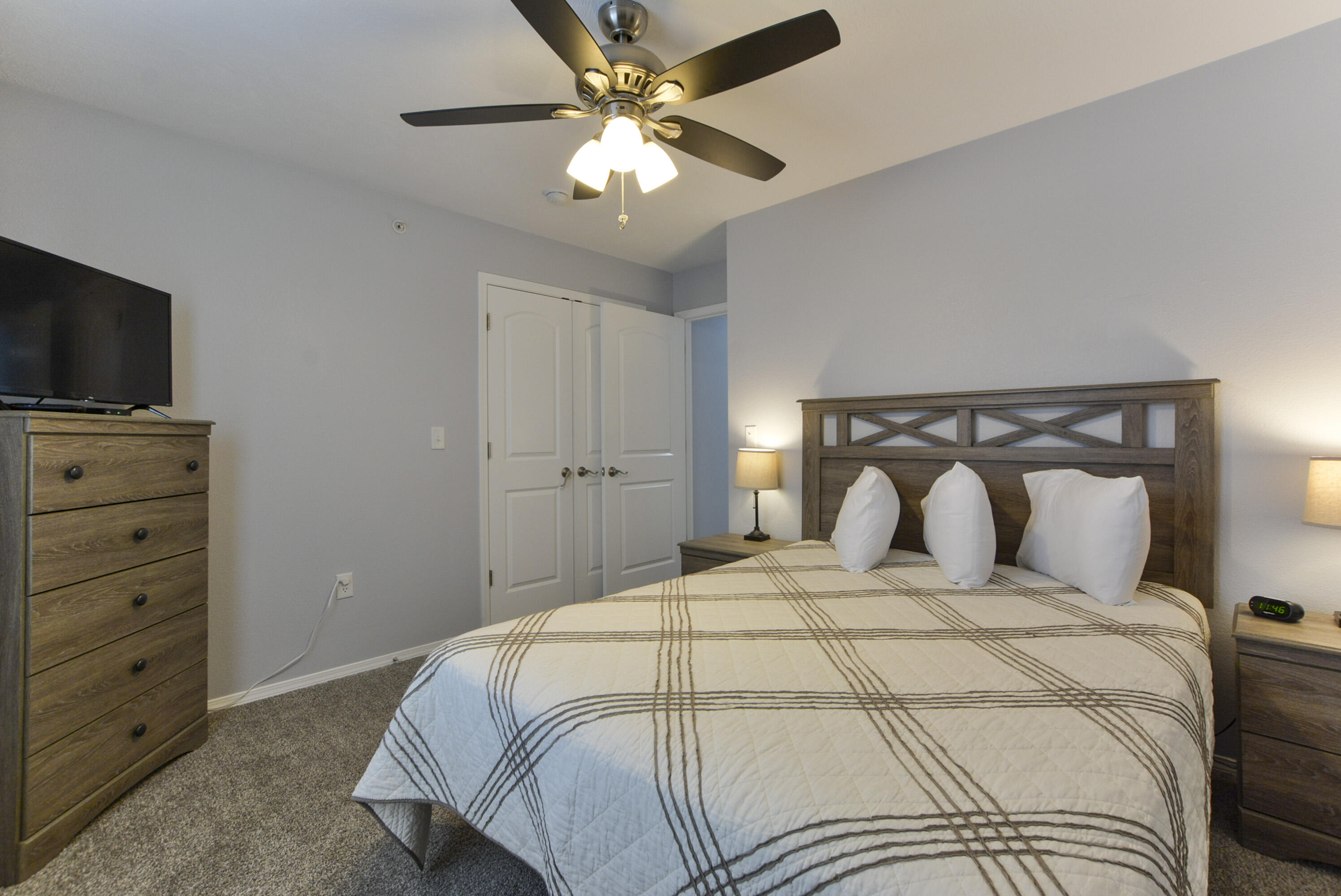 Listing image 104
