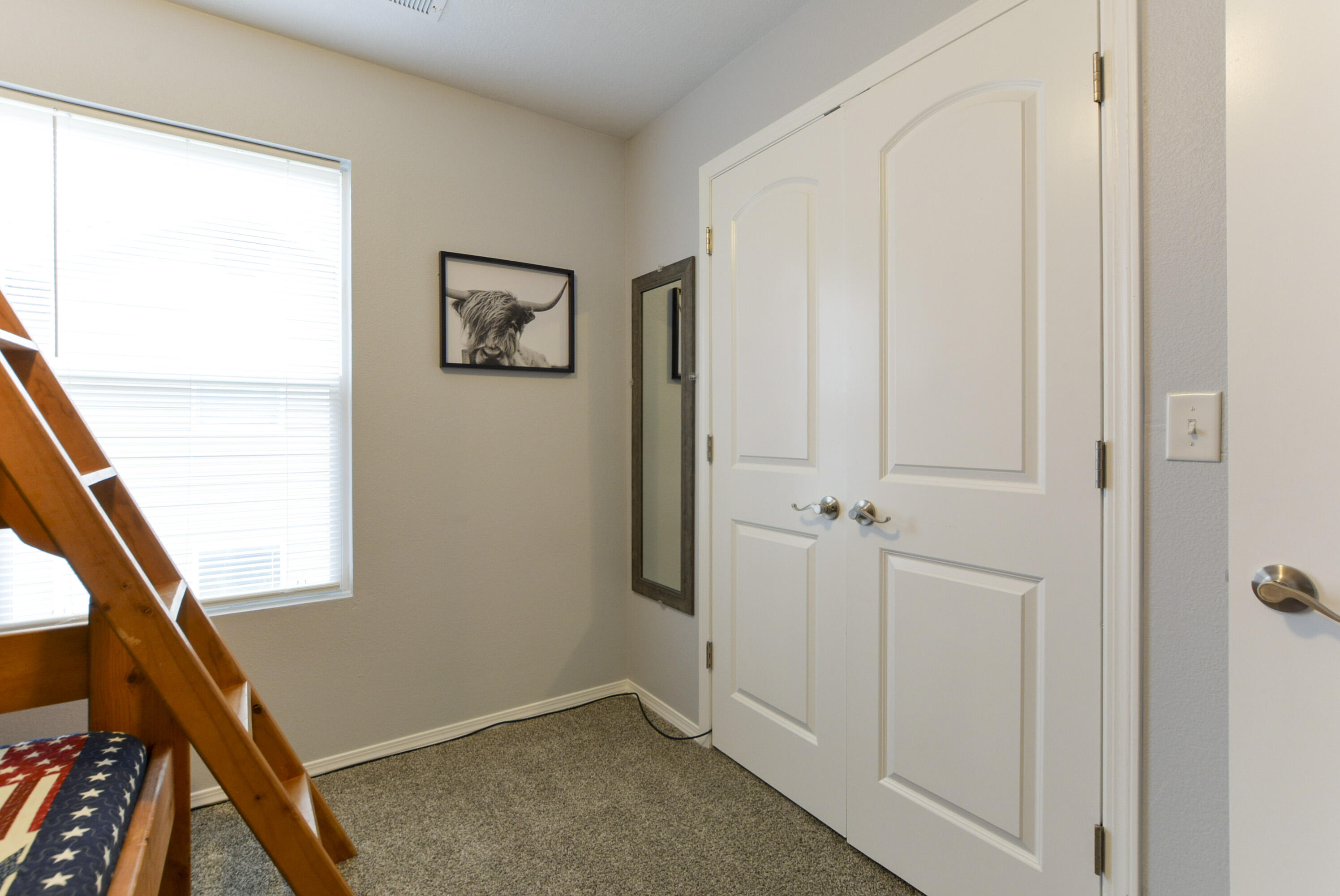 Listing image 101