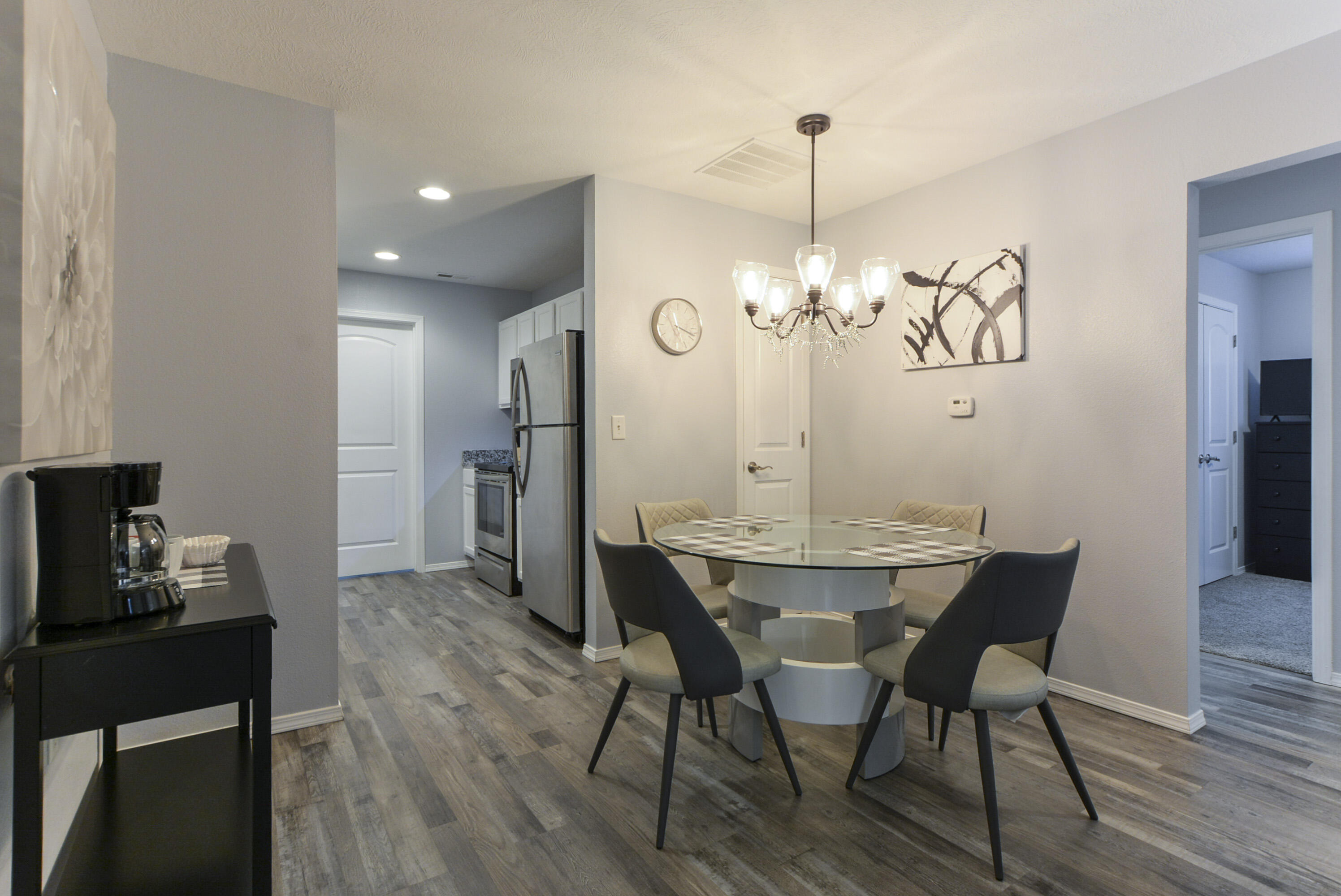 Listing image 56