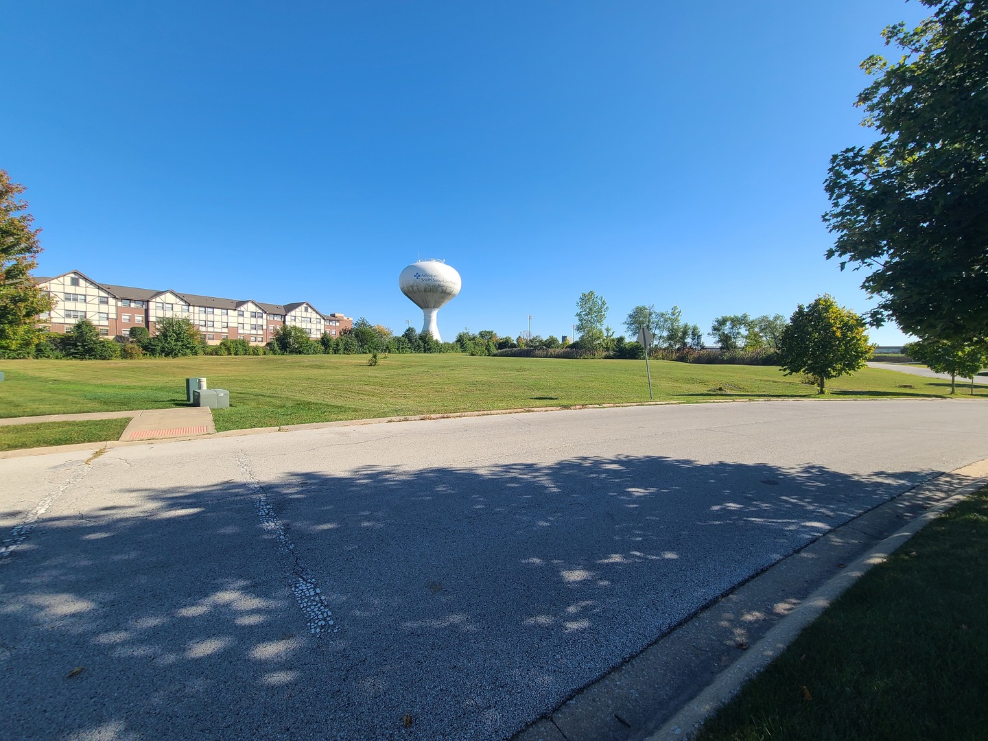 Listing image 1