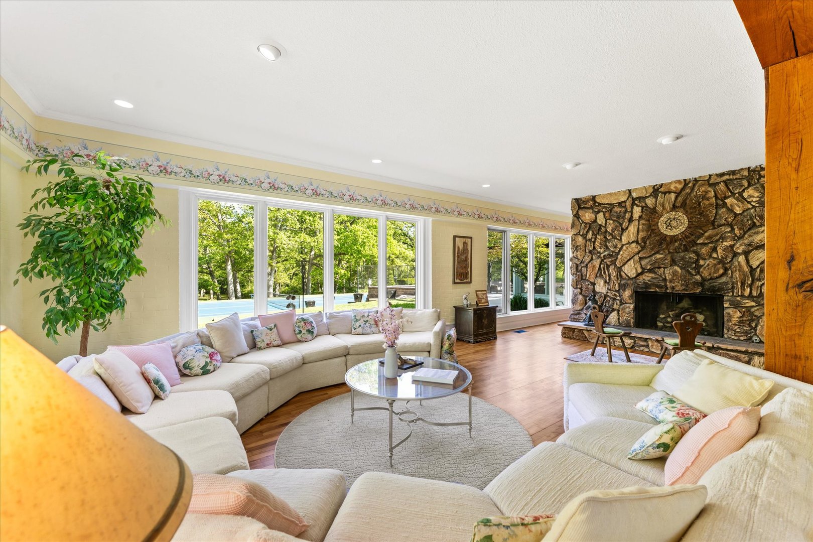 Listing image 13