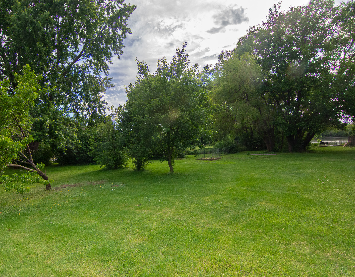 Listing image 14