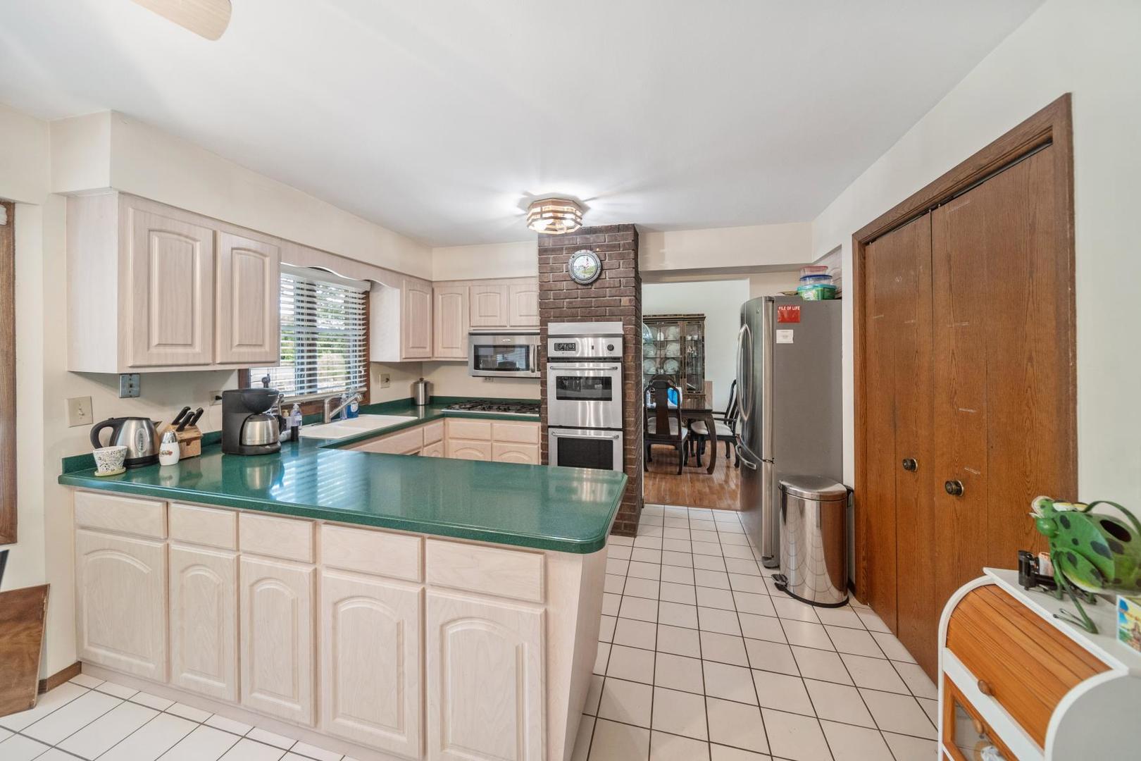 Listing image 16