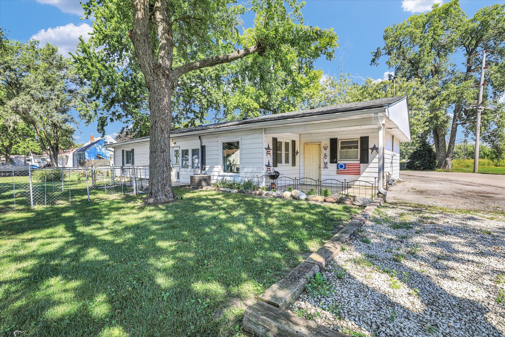Listing image 11