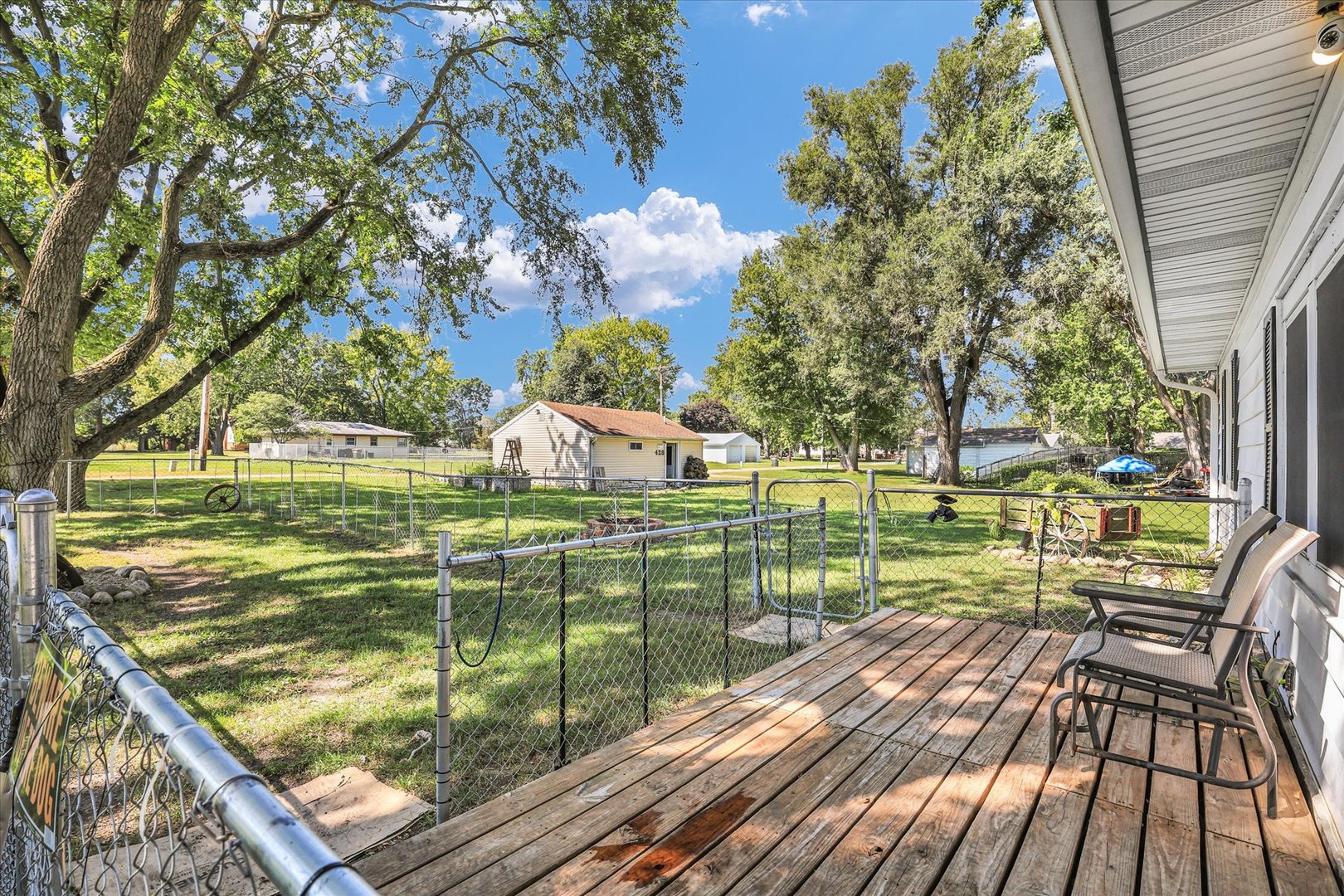 Listing image 15