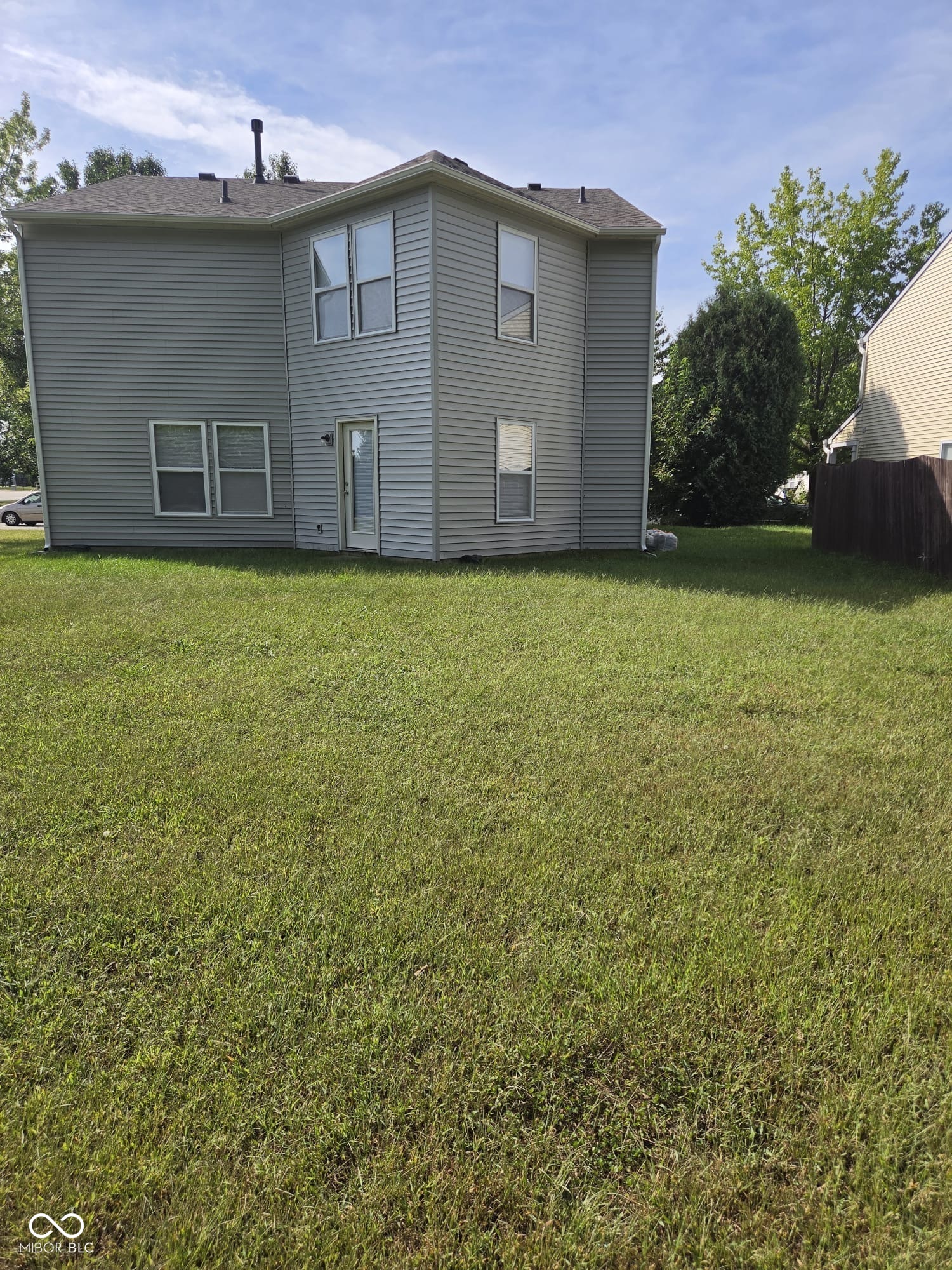 Listing image 36