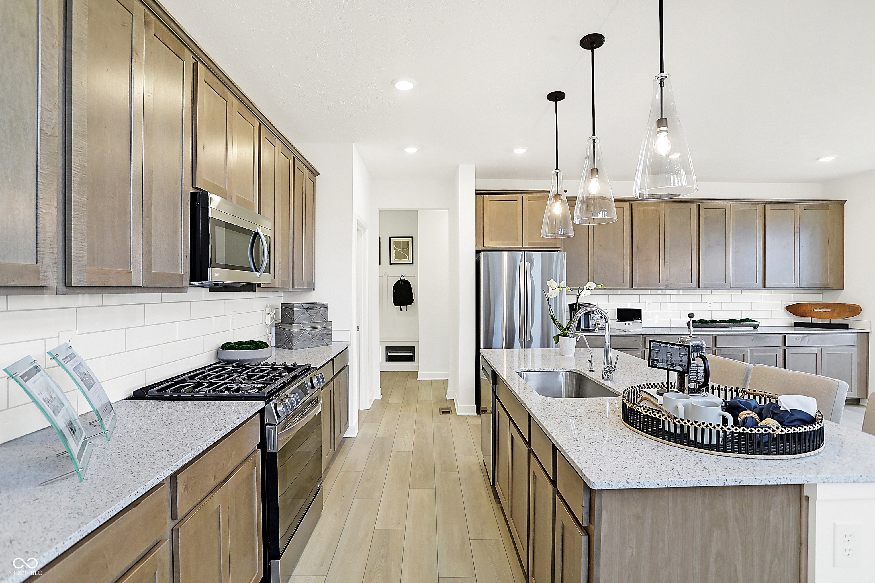Listing image 15