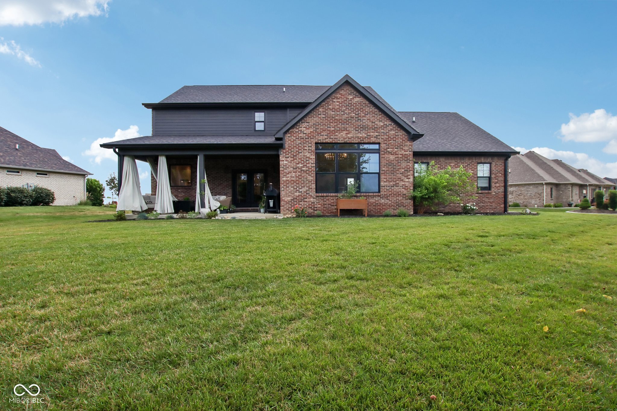 Listing image 52