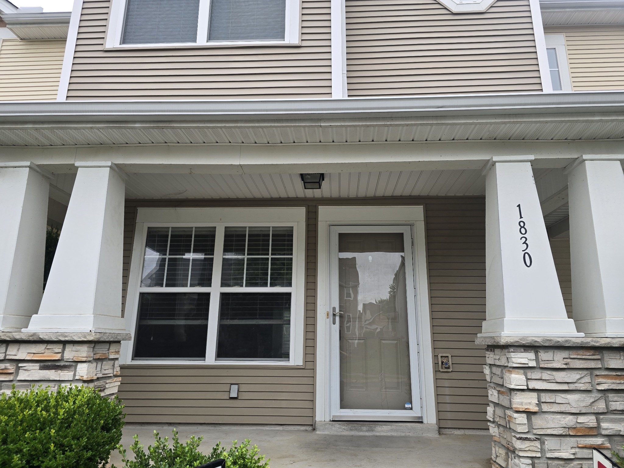 Listing image 1