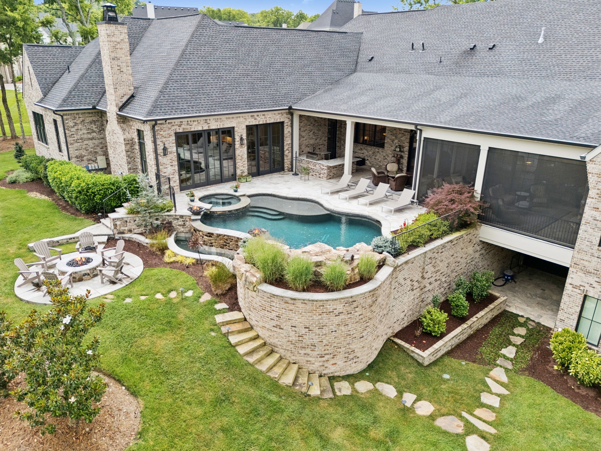 Listing image 64