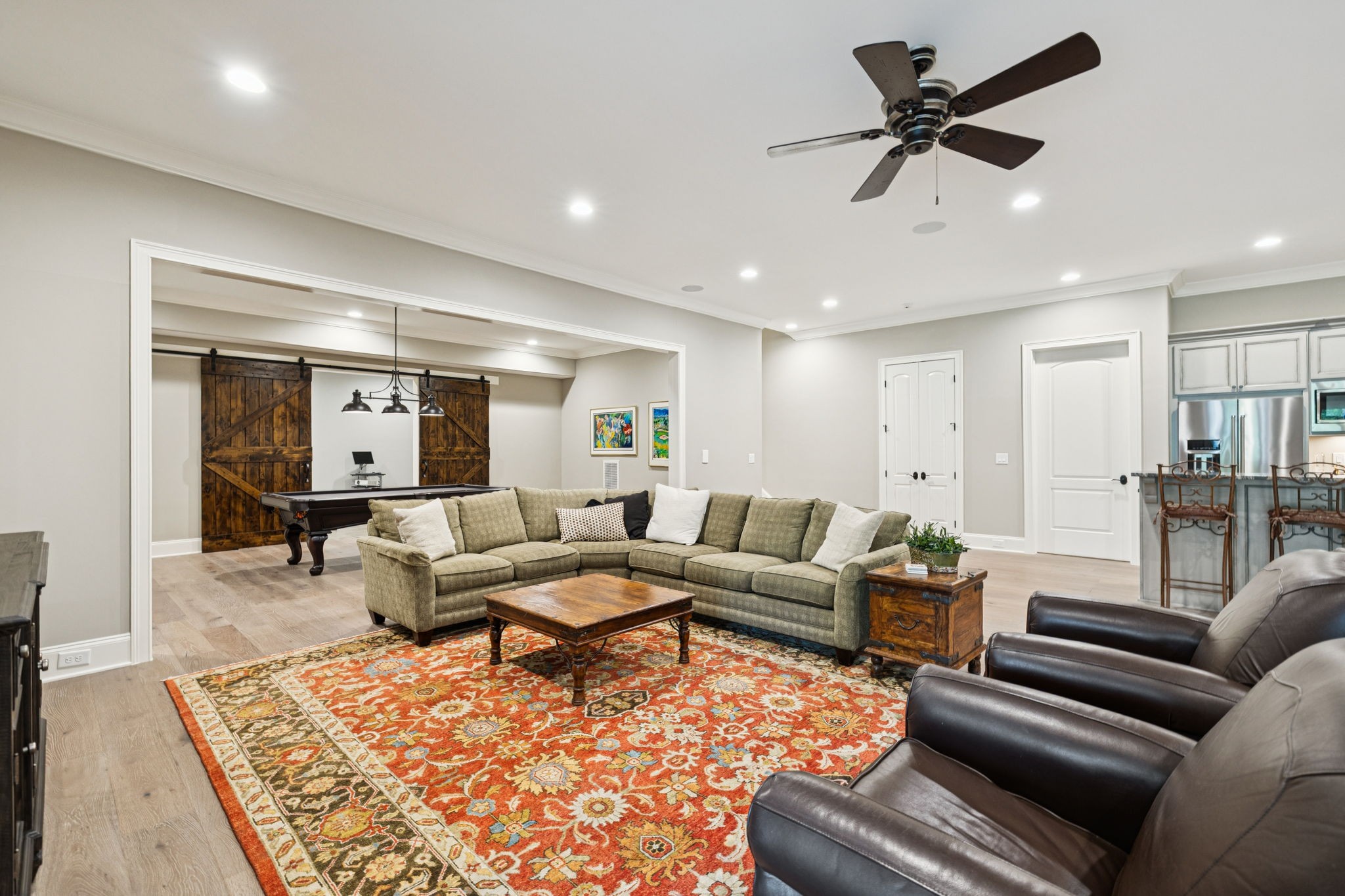 Listing image 53