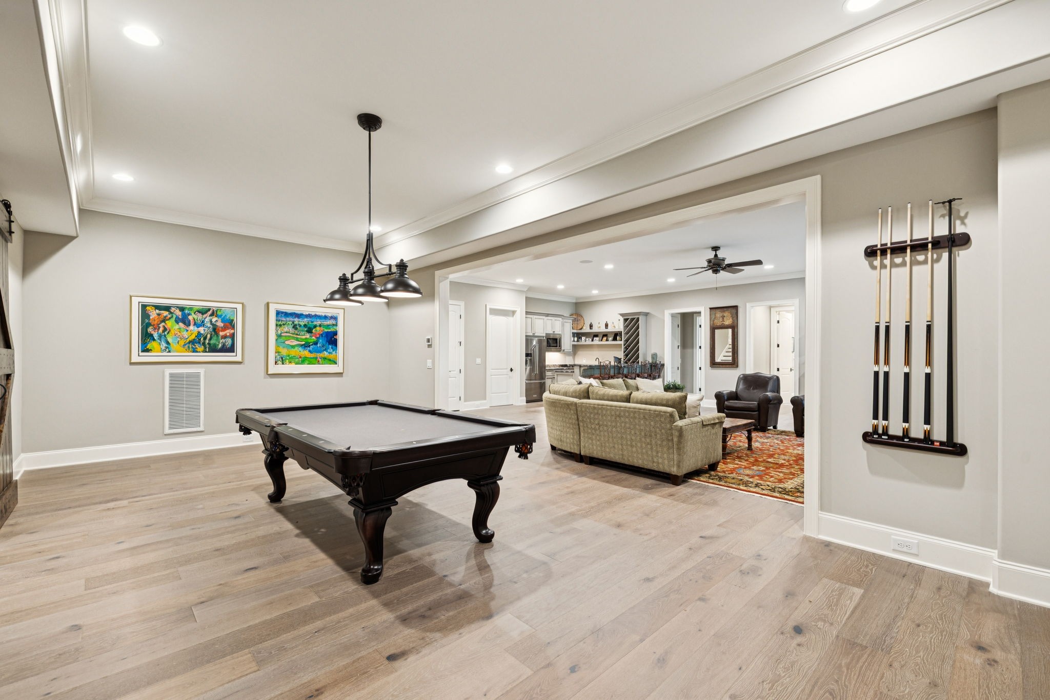 Listing image 57
