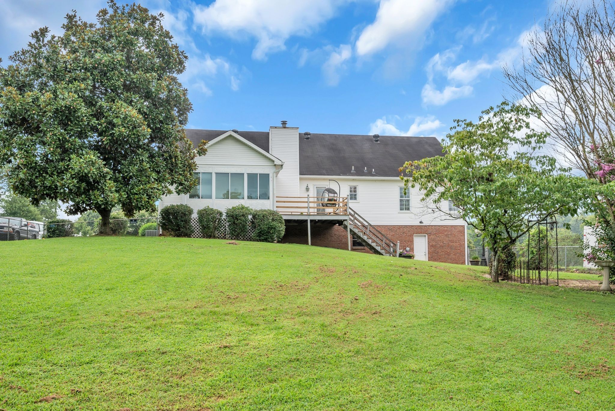 Listing image 54