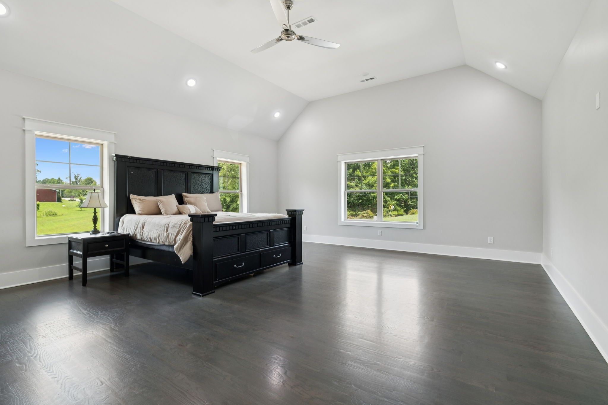 Listing image 55