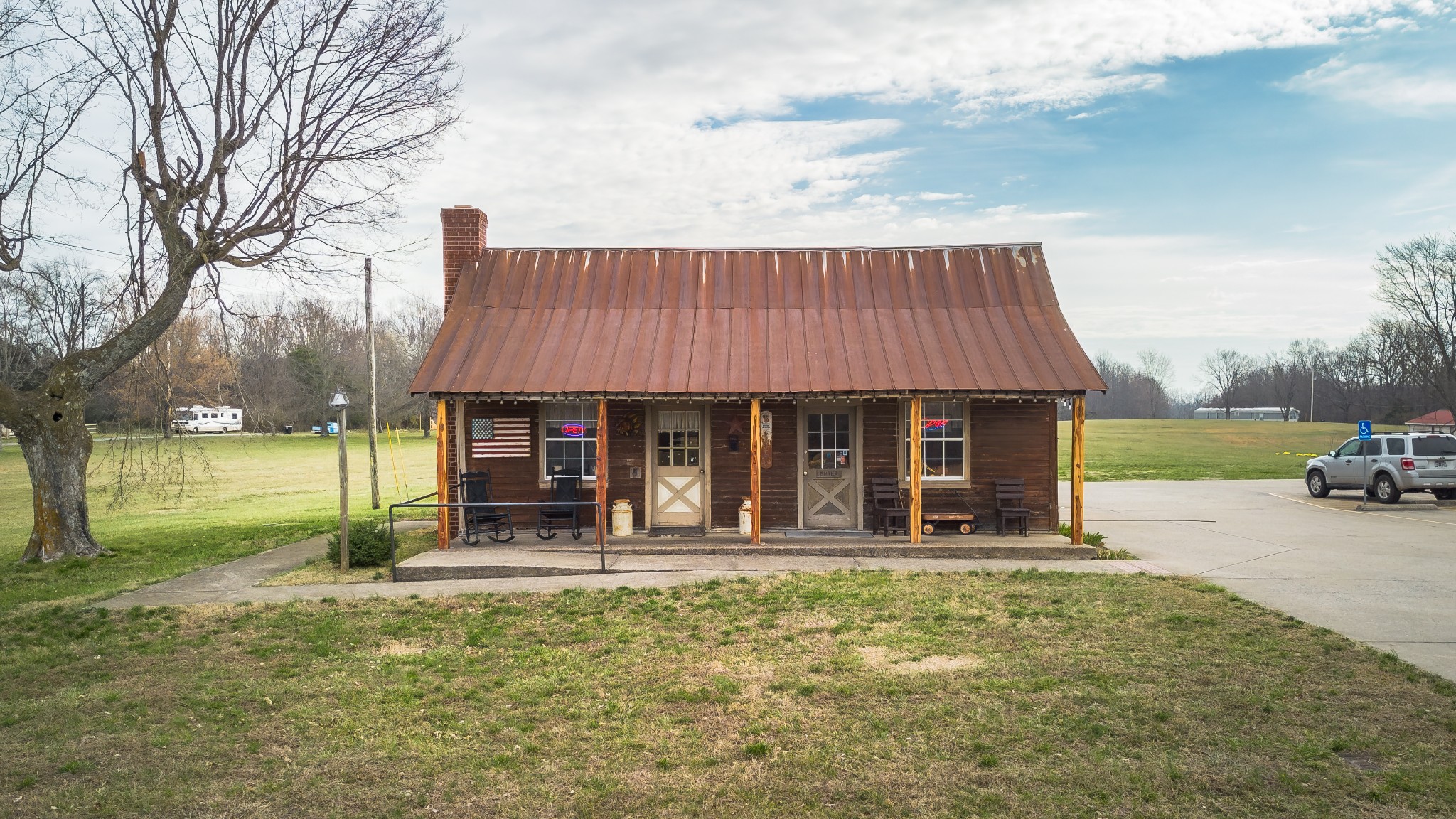 Listing image 4