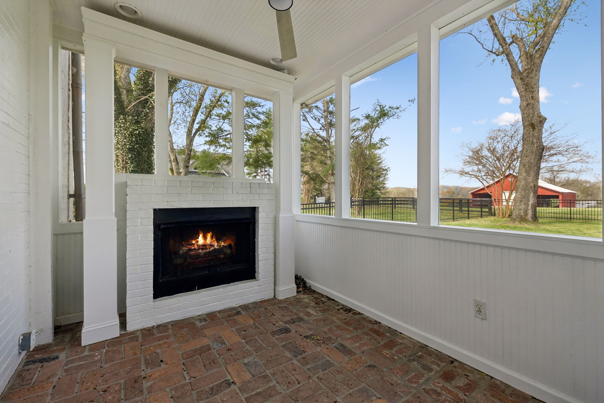 Listing image 54