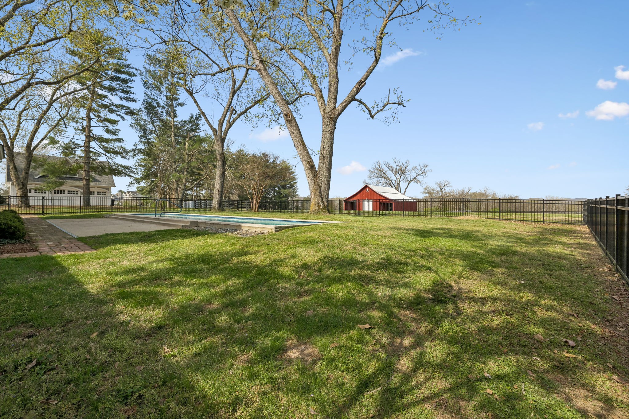 Listing image 85
