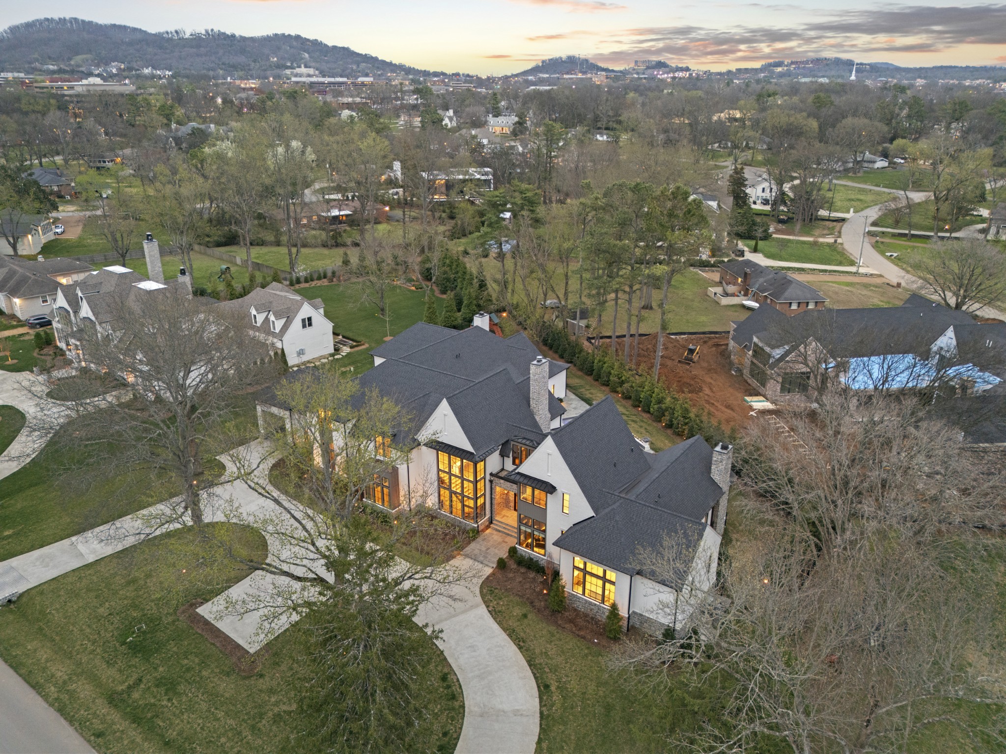 Listing image 82