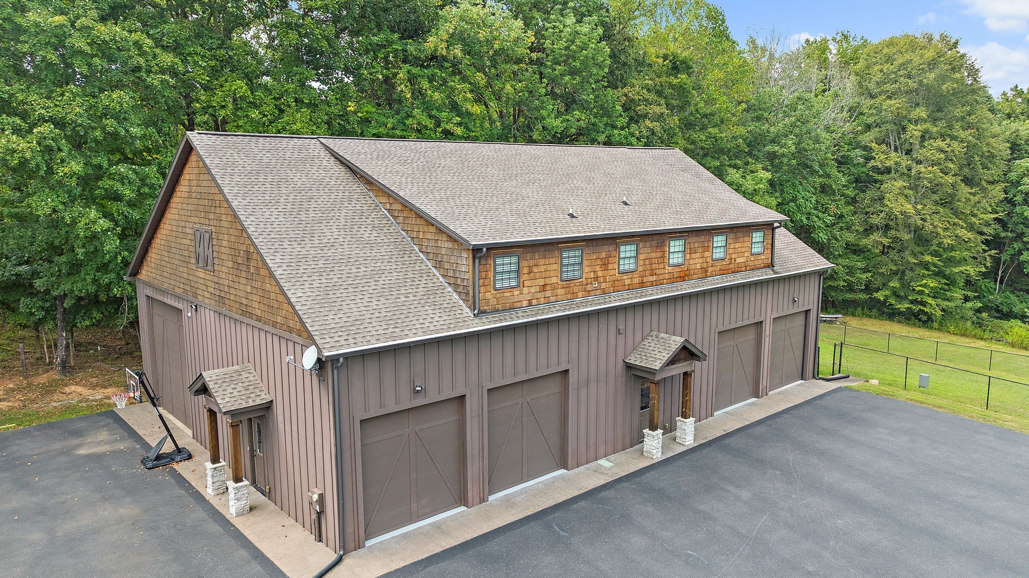 Listing image 72