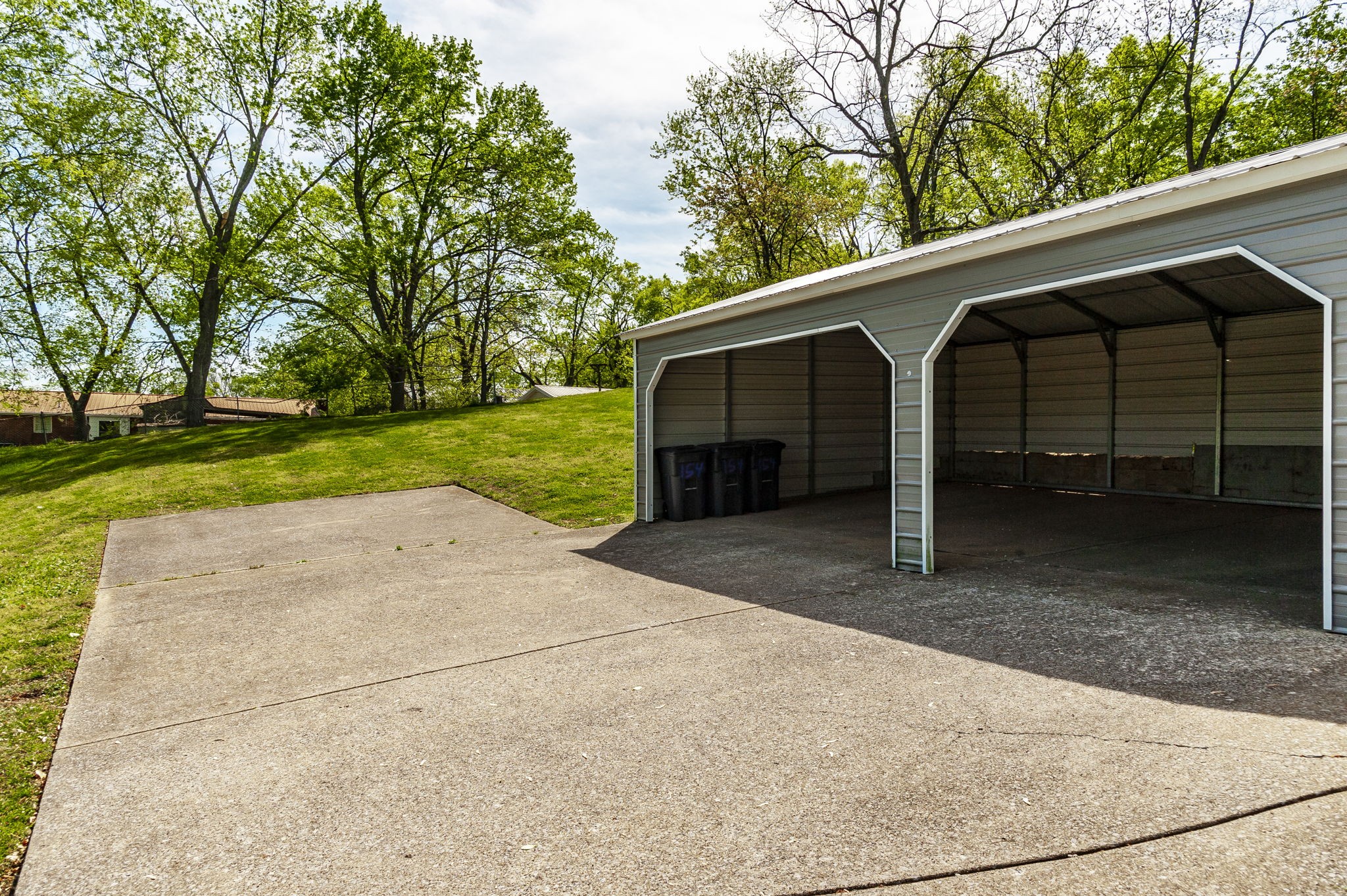 Listing image 48