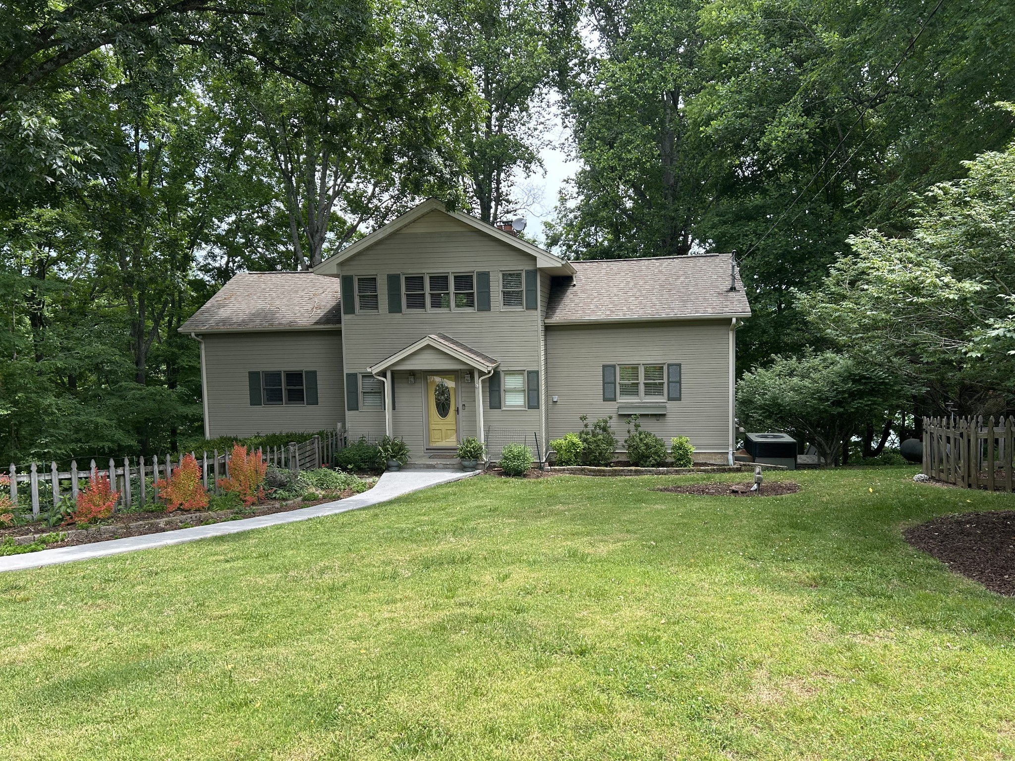 Listing image 4