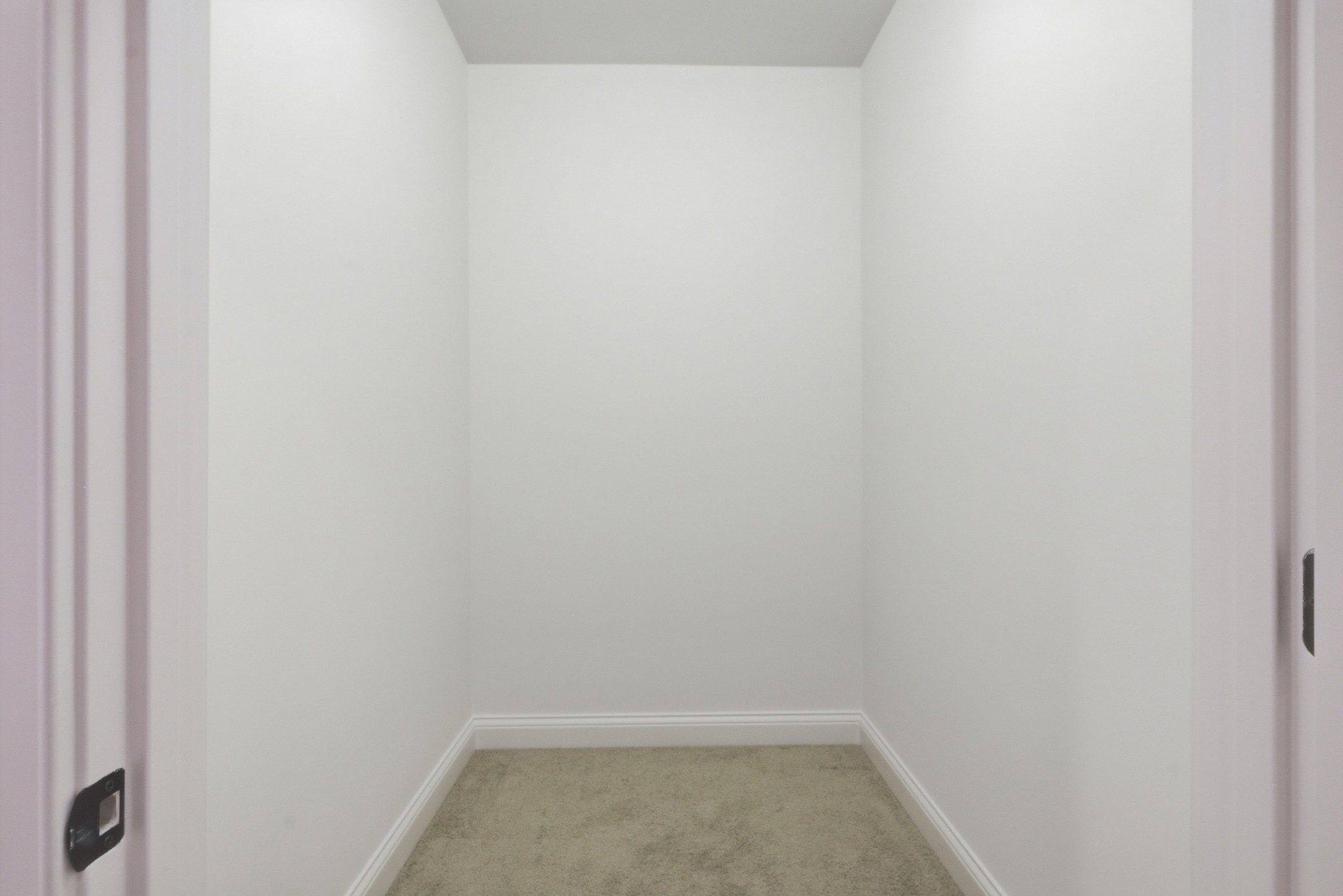 Listing image 75