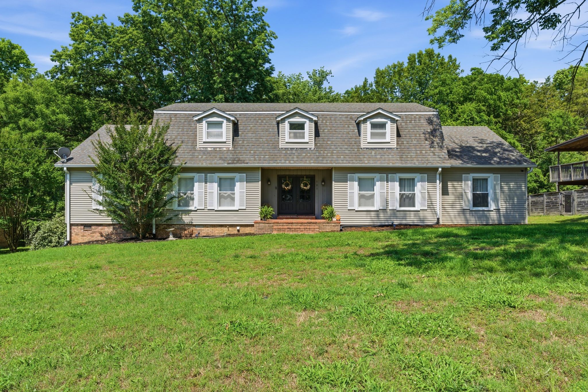 Listing image 1
