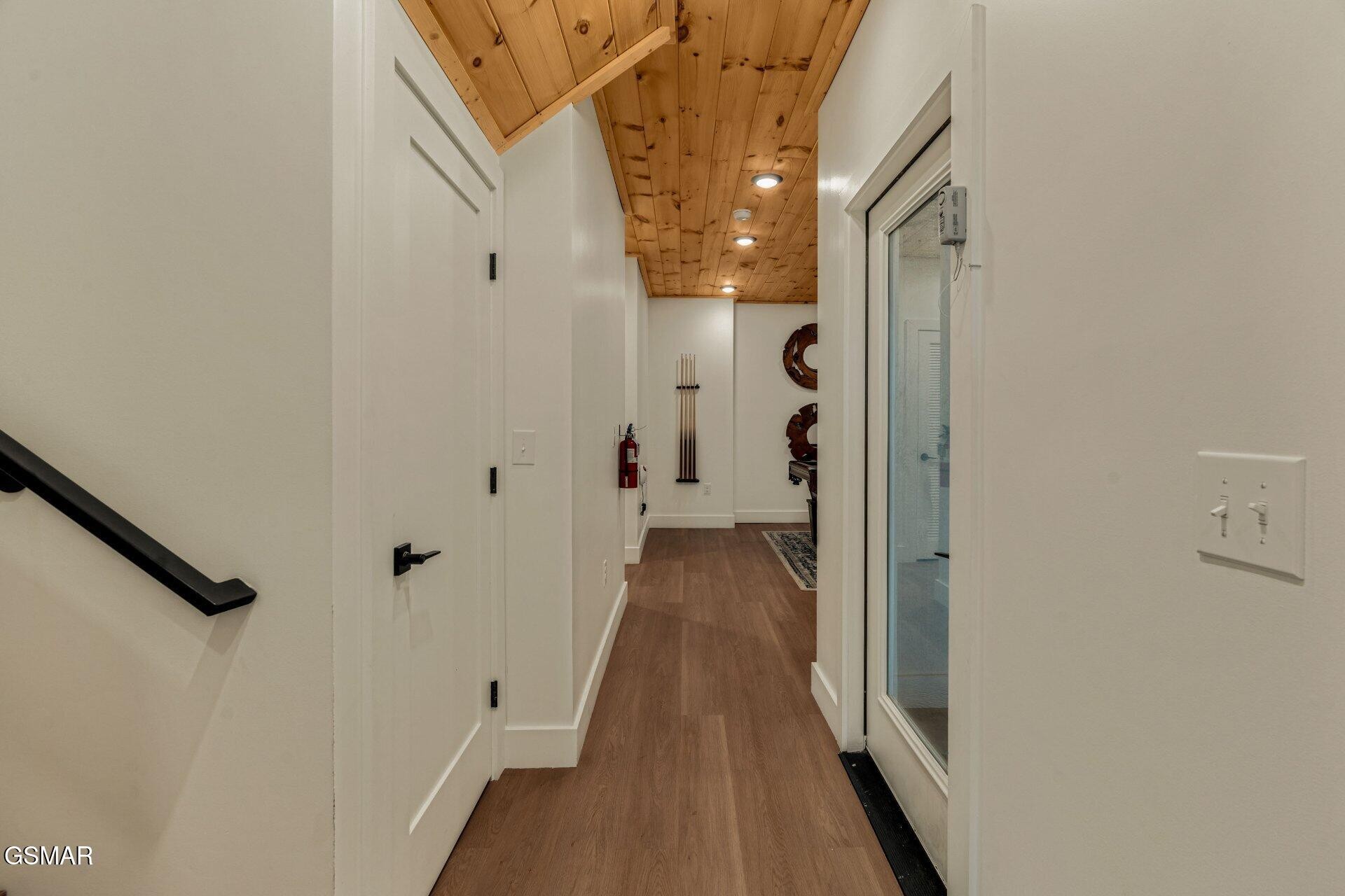 Listing image 53