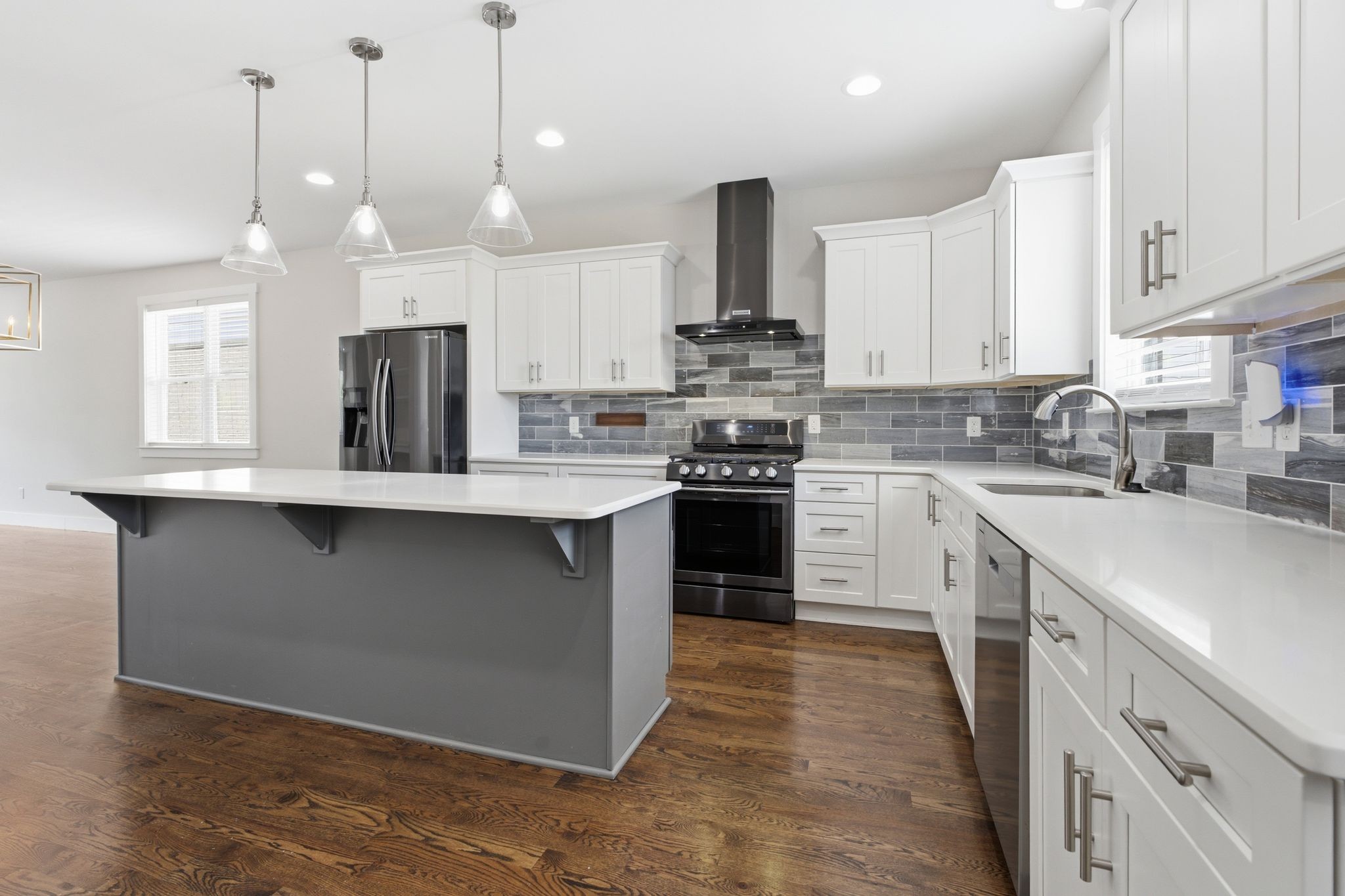 Listing image 11