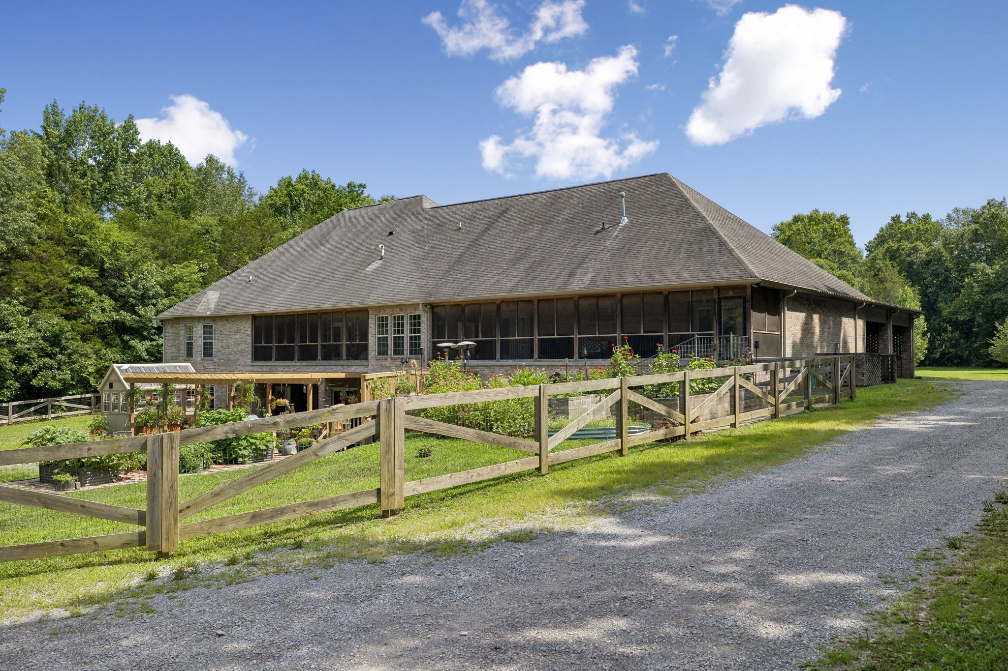 Listing image 85