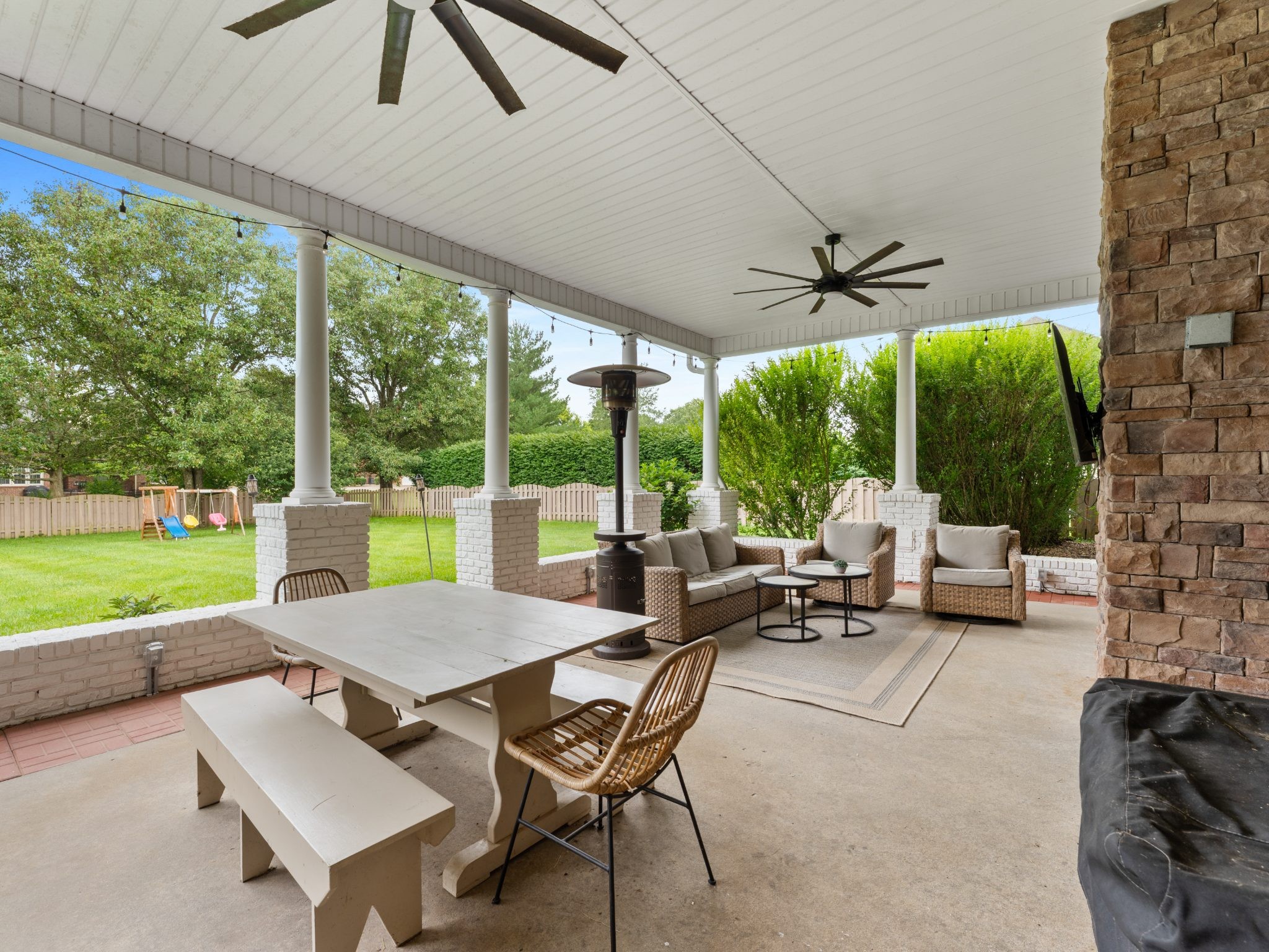 Listing image 54