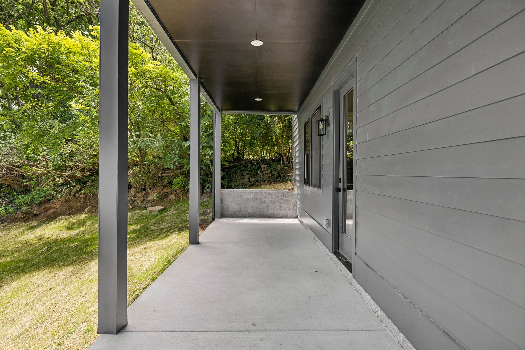 Listing image 42
