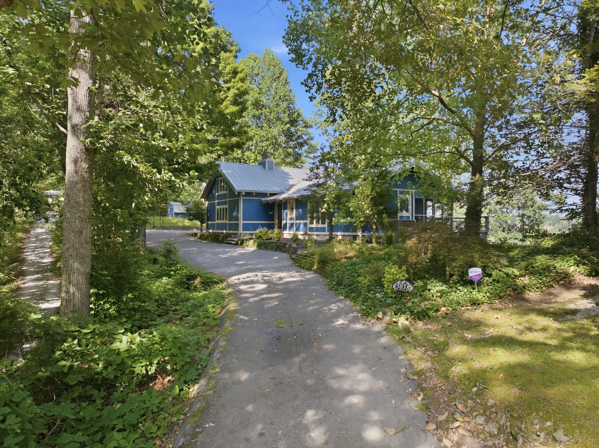 Listing image 2