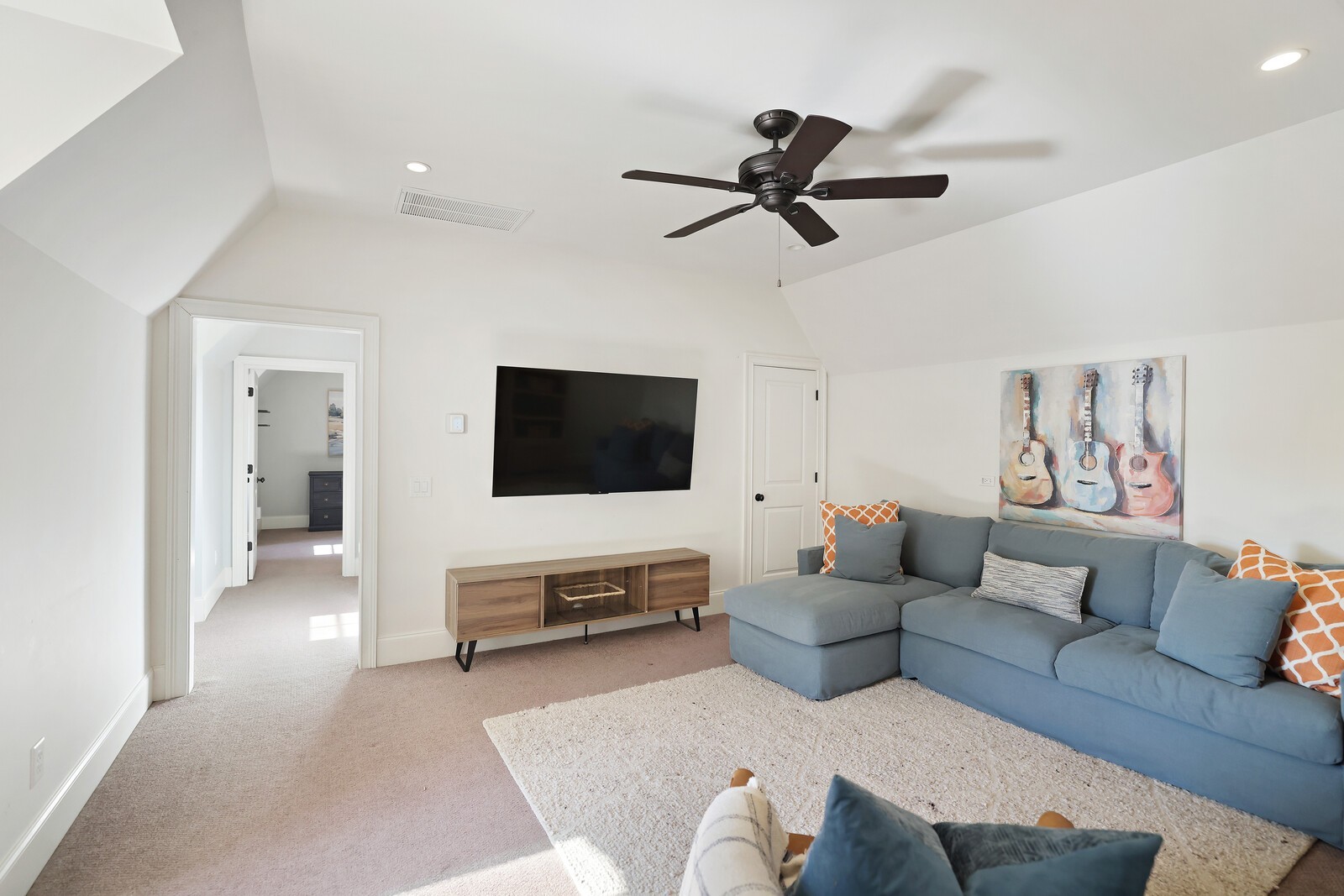 Listing image 55