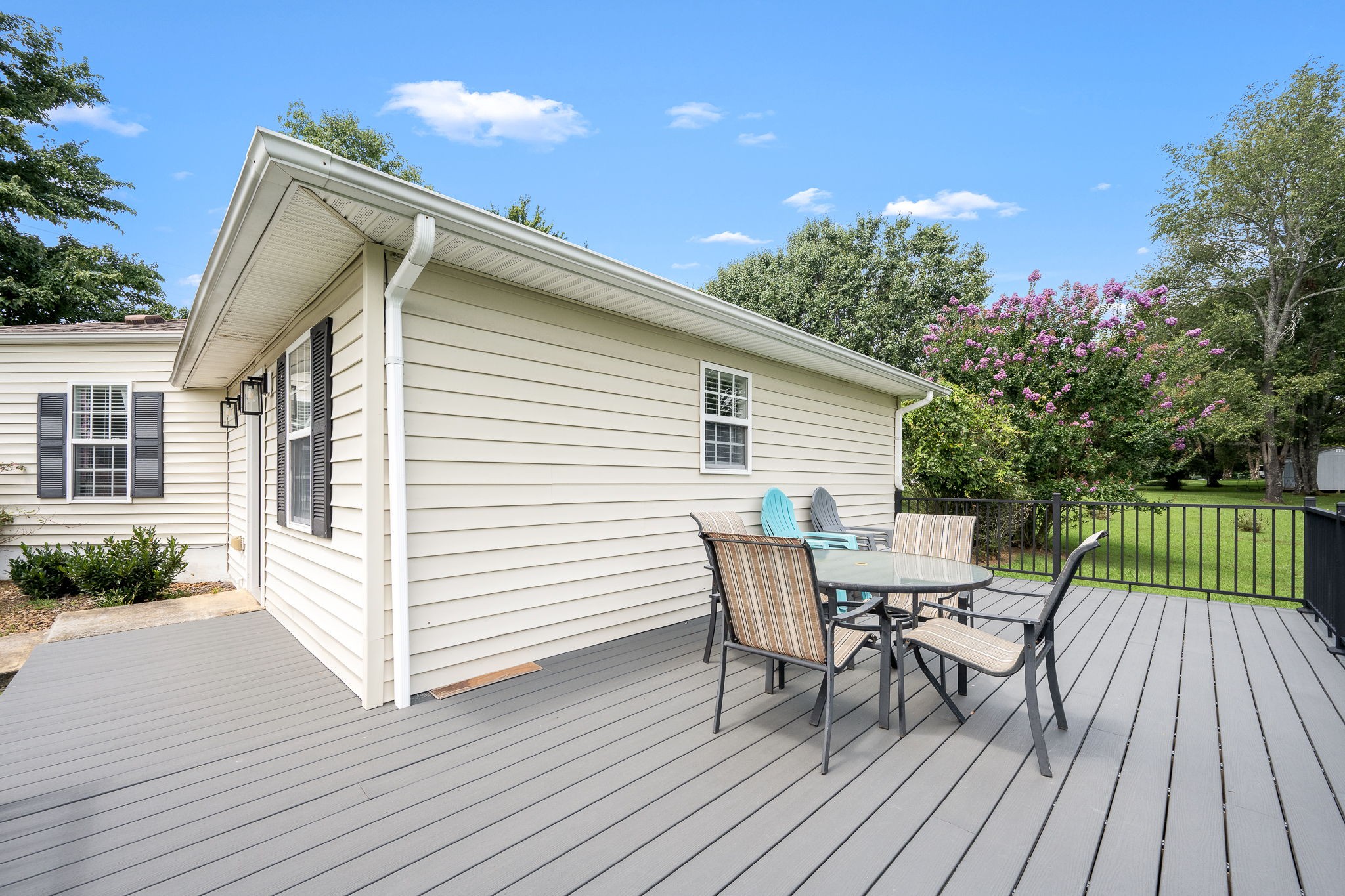 Listing image 9