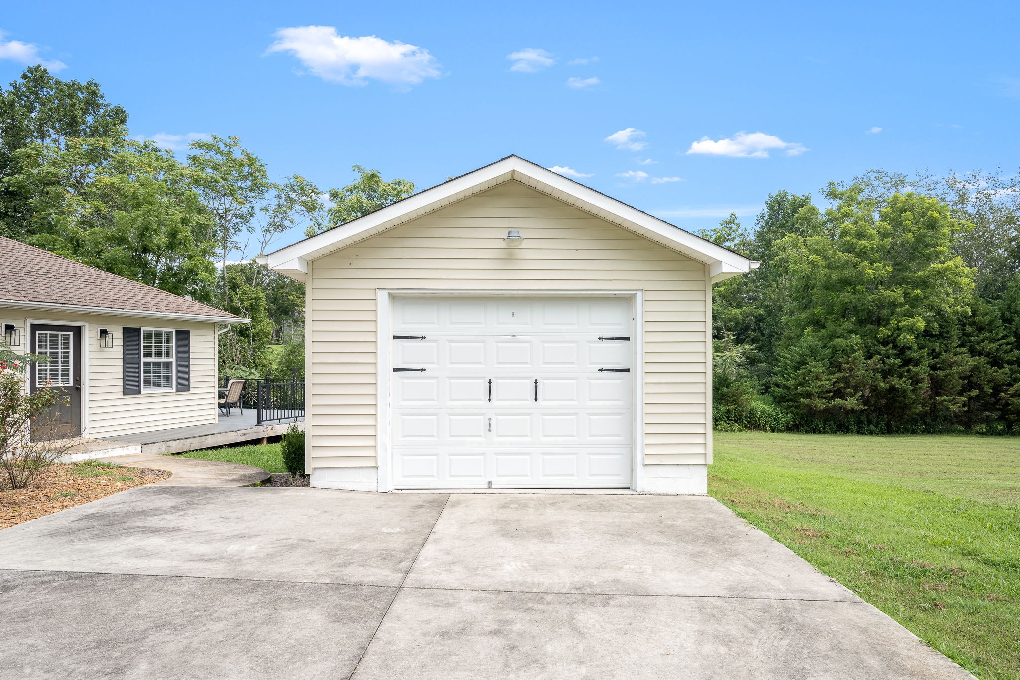 Listing image 24