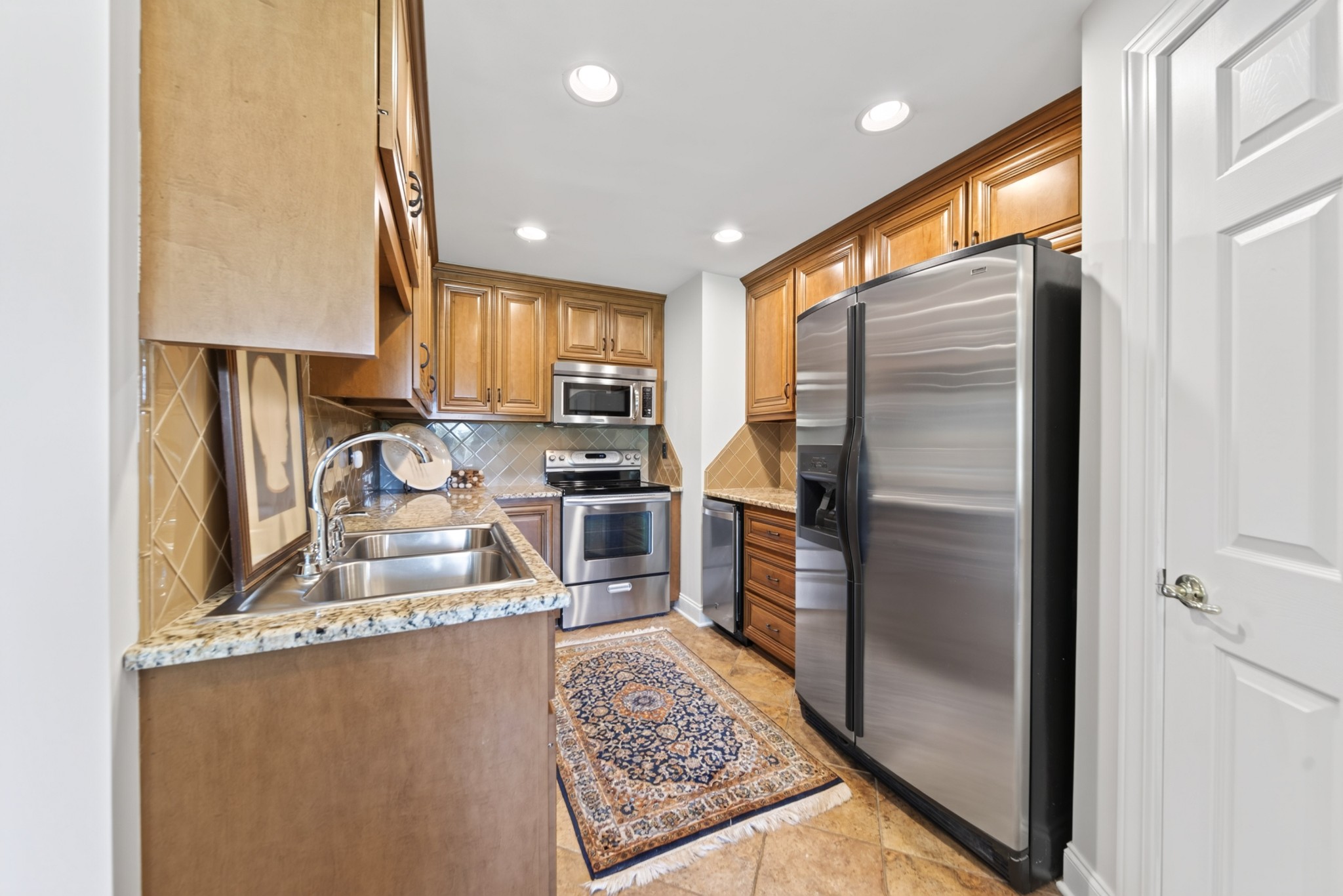 Listing image 80