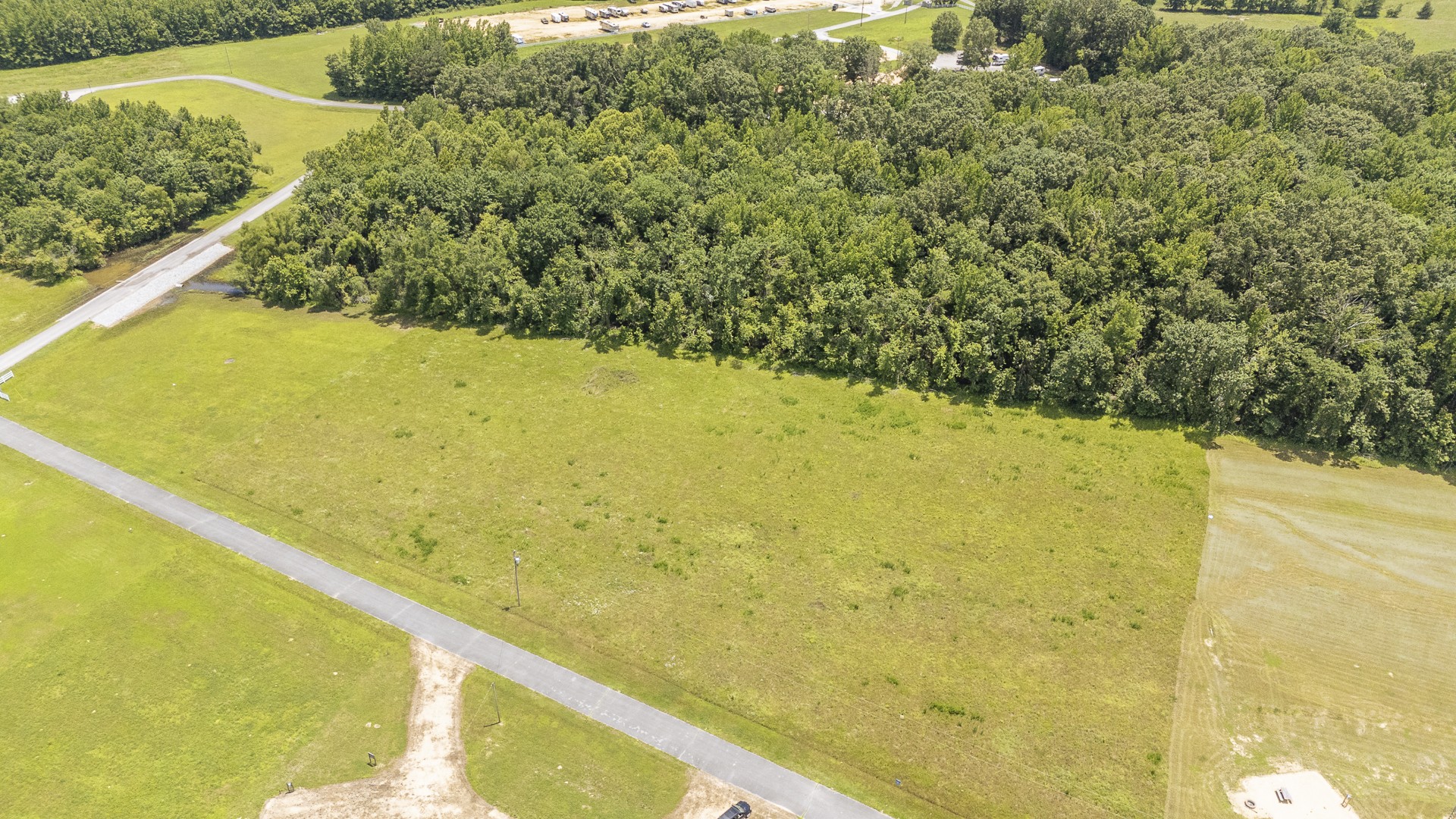 Listing image 68