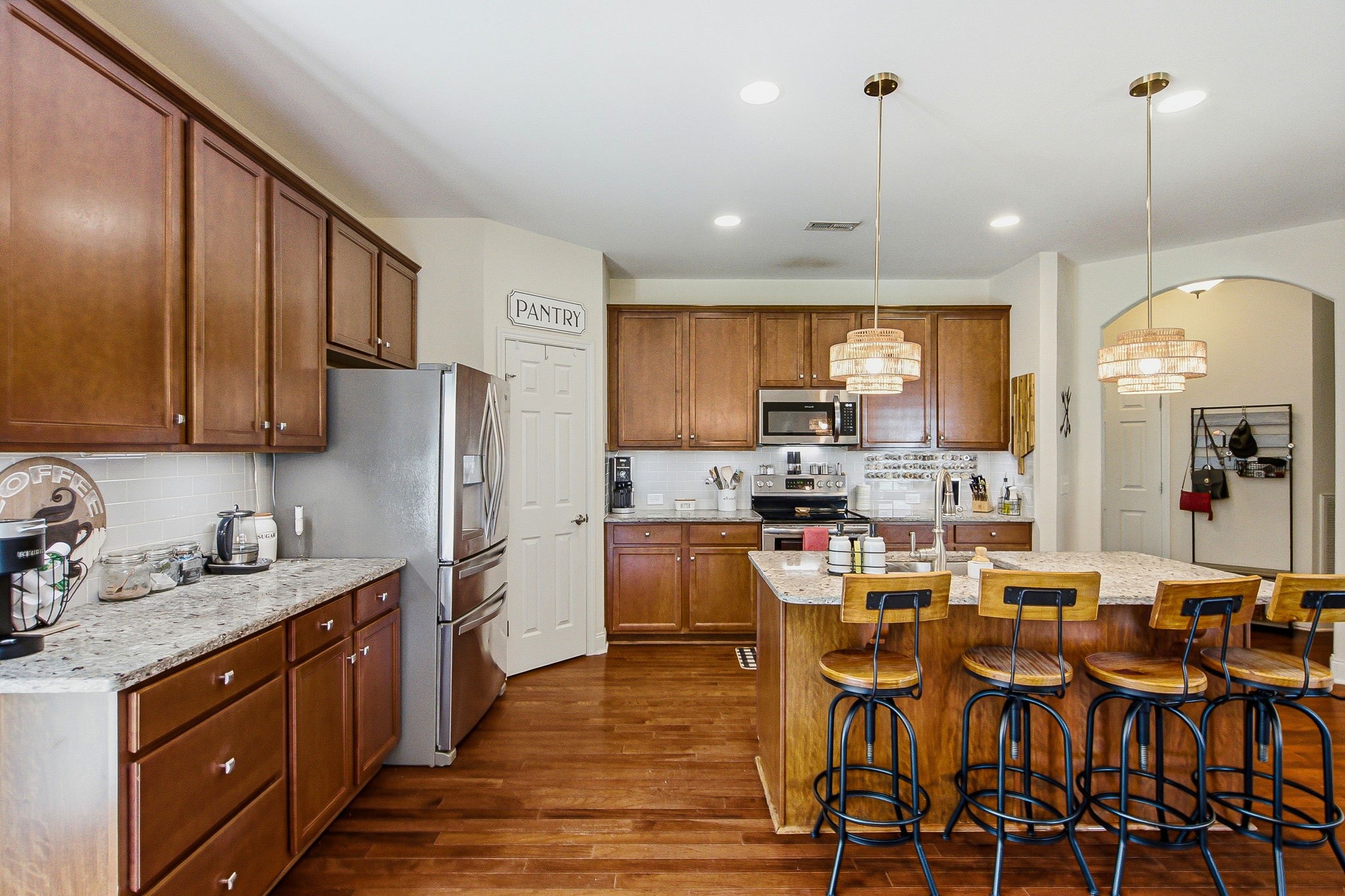 Listing image 12