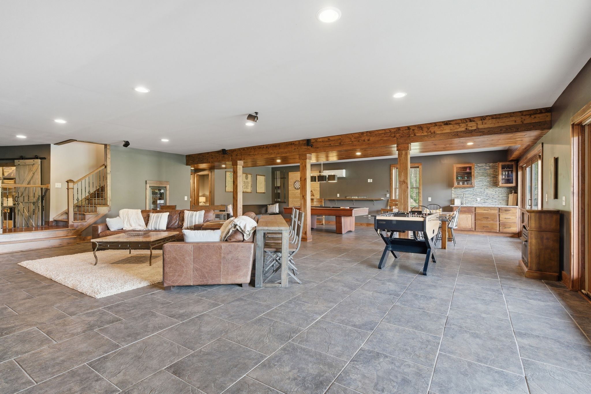 Listing image 51