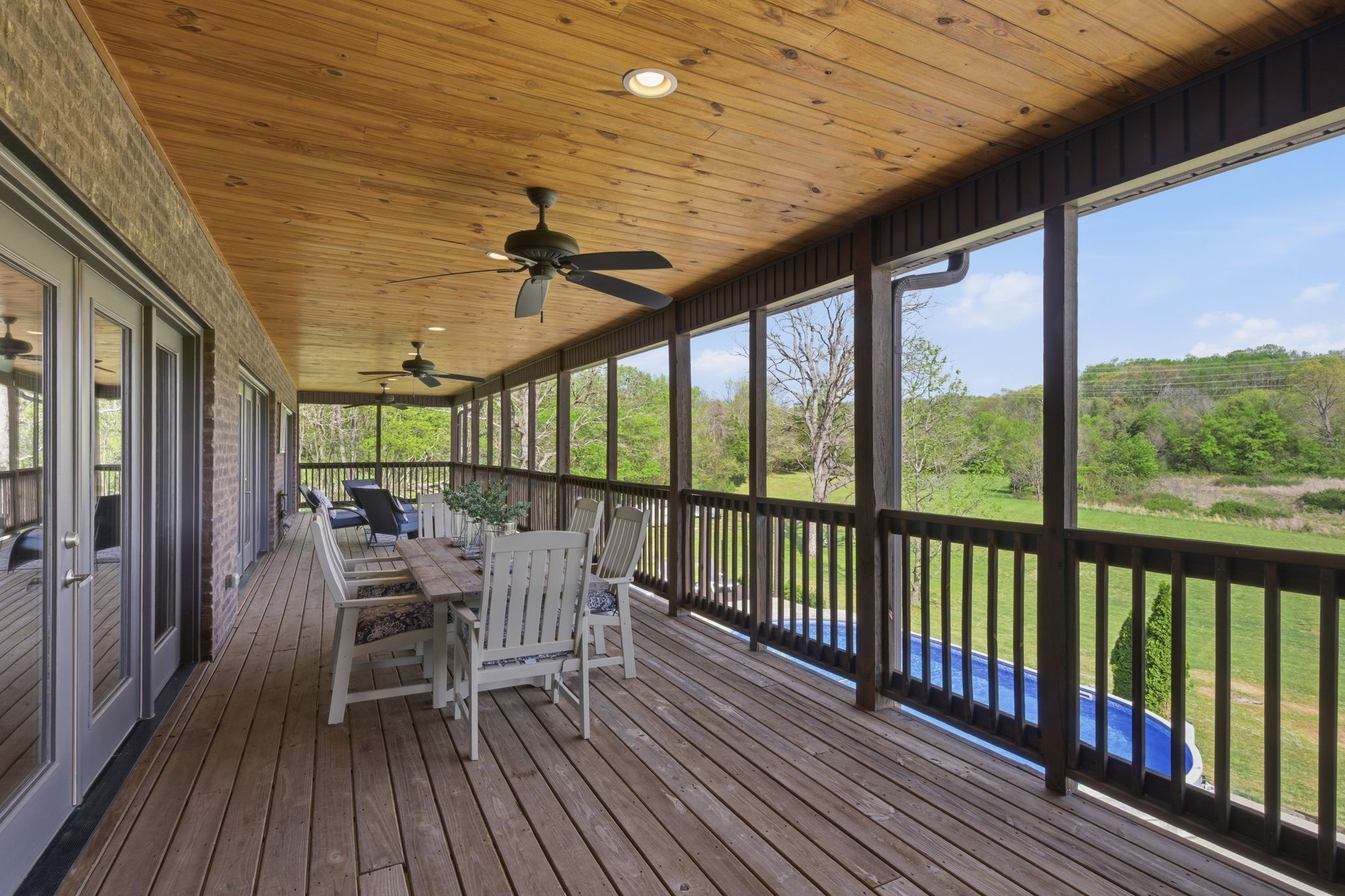 Listing image 64